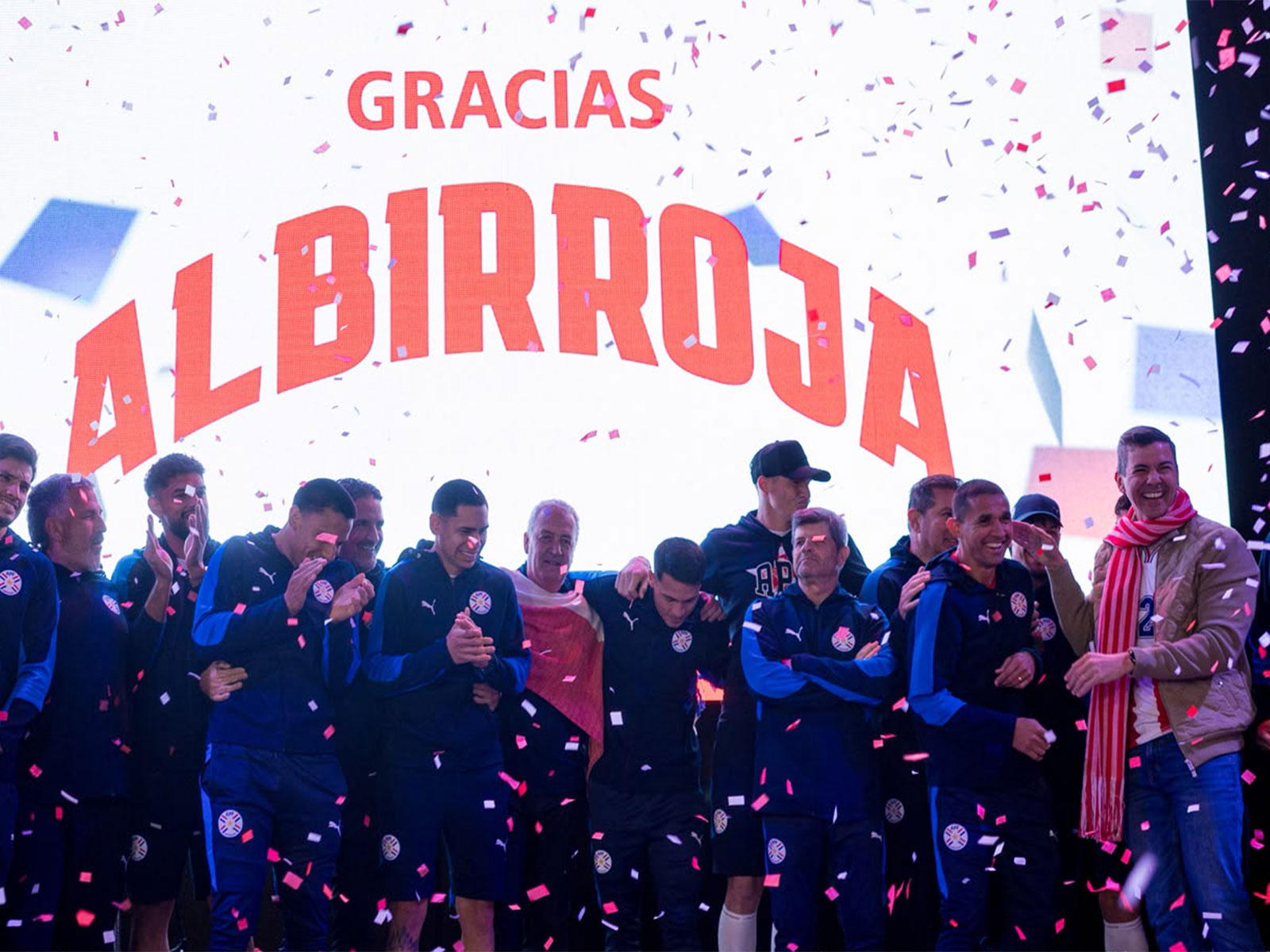Paraguayan President Santiago Pena welcomes the national football team after their World Cup exit. (Photo: X/@SantiPenap)