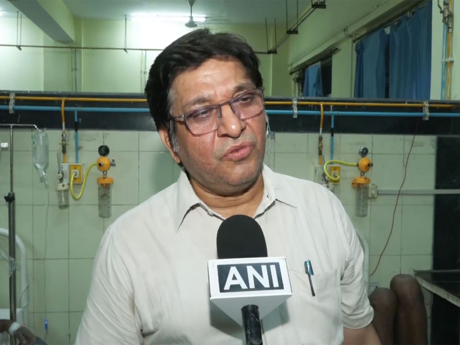 Dr Rajendra Mandia, Nodal Officer at the Trauma Centre, SMS Hospital (Photo/ANI)