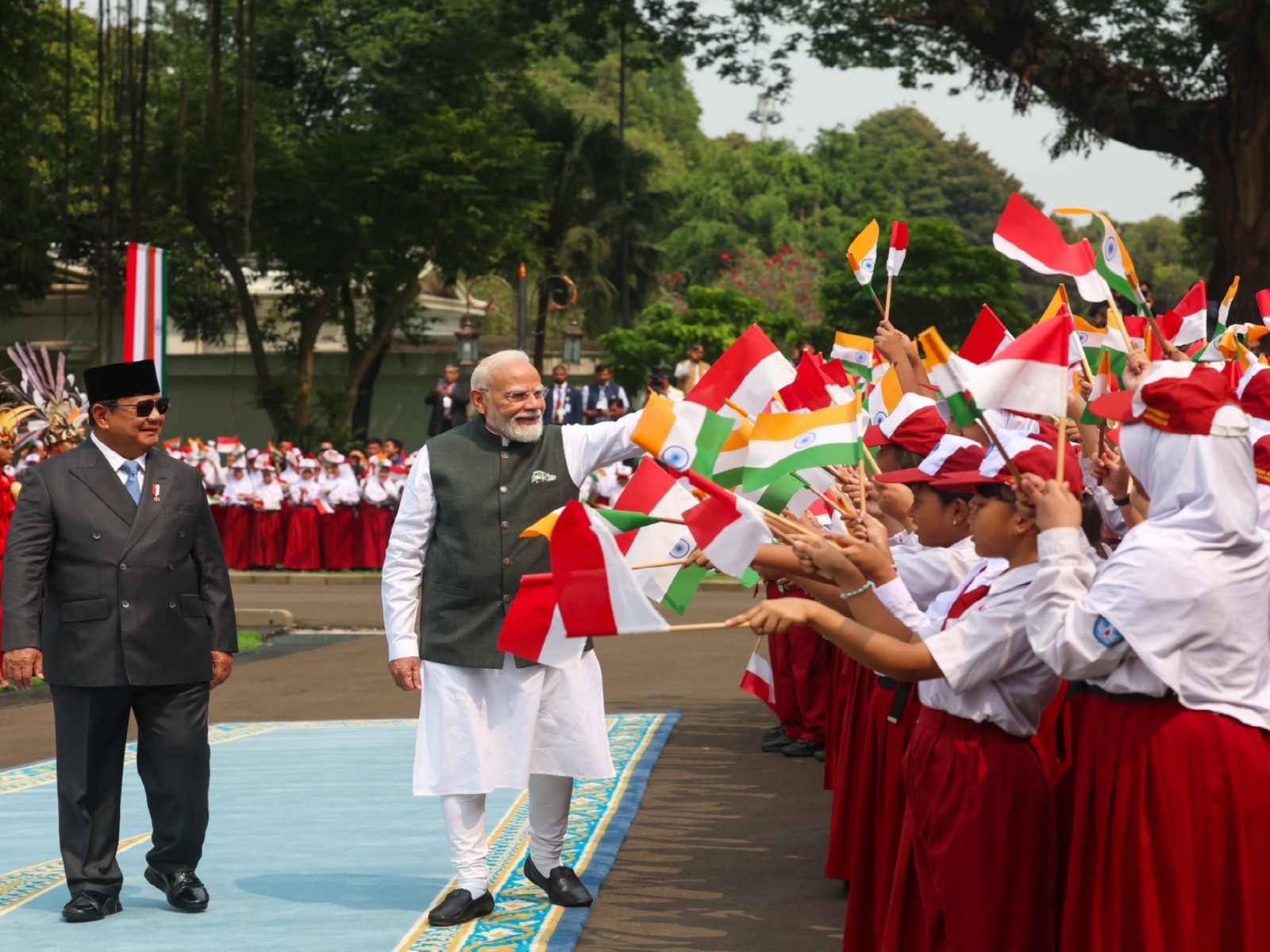 Prime Minister Narendra Modi with  Indonesian President Prabowo Subianto (Photo: X@MEAIndia)