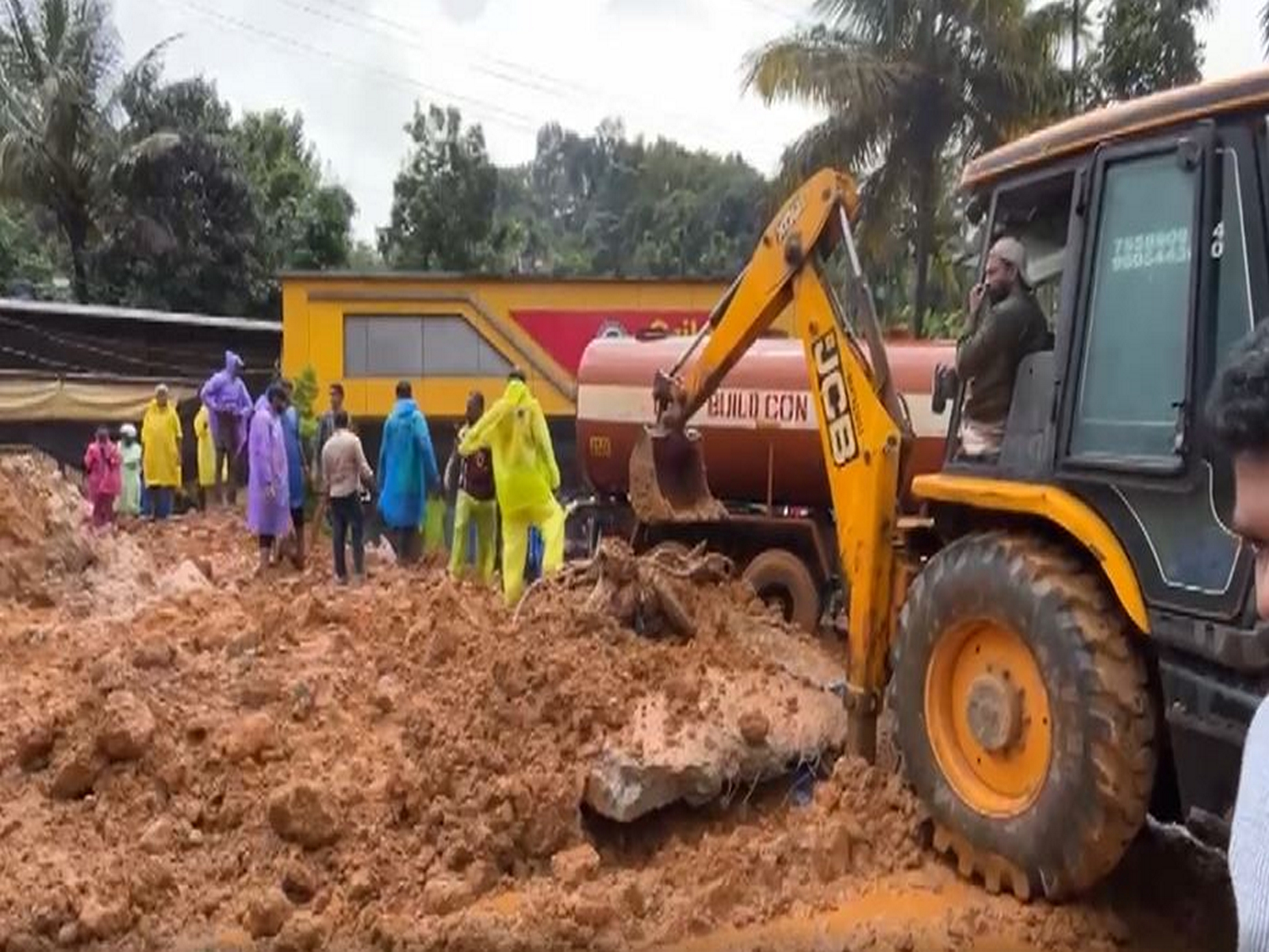 Wayanad landslide rescue operation (Photo/ANI)