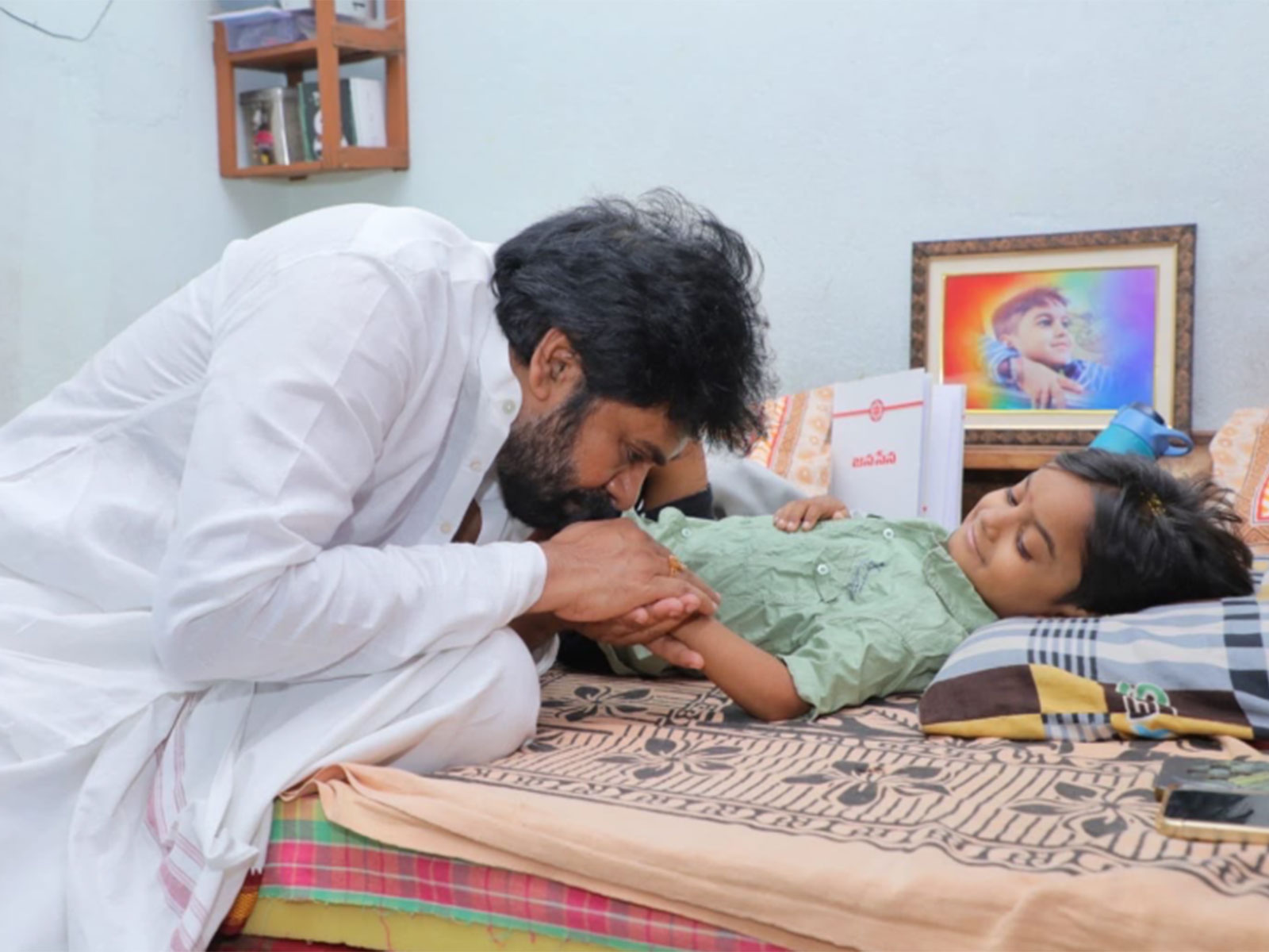 Pawan Kalyan with his young fan Niranjan (Photo/X@PawanKalyan)
