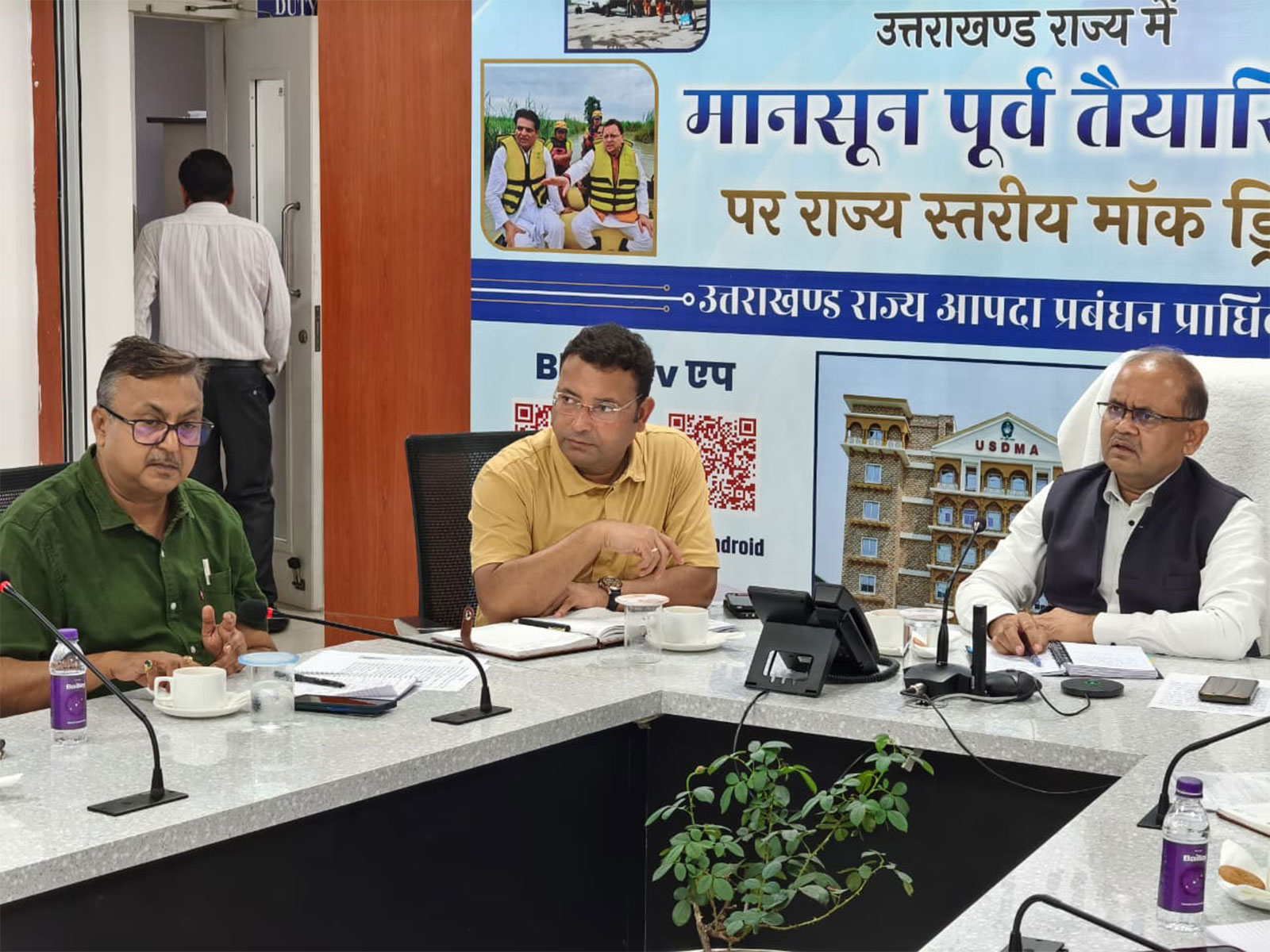 Uttarakhand Secretary, Disaster Management and Rehabilitation, Vinod Kumar Suman  at an meeting. (Photo/ANI)
