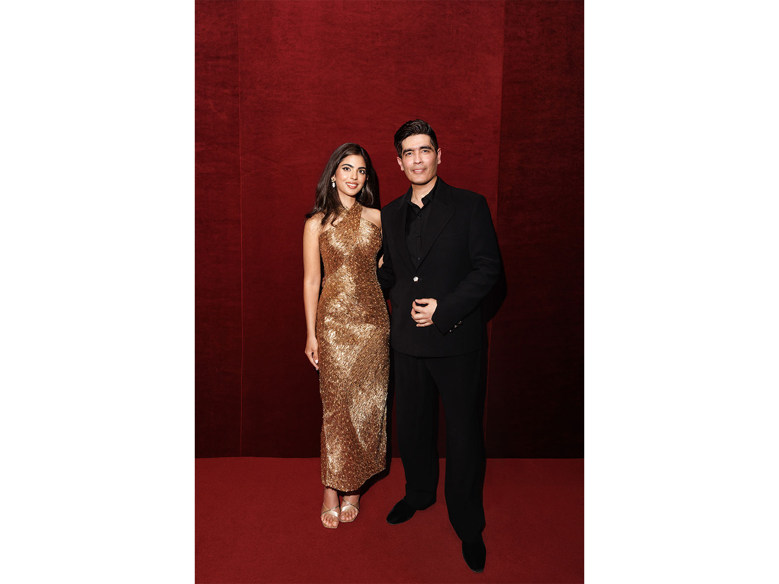 Executive Director of Reliance Retail, Isha Ambani with Manish Malhotra (Photos/Reliance Retail)