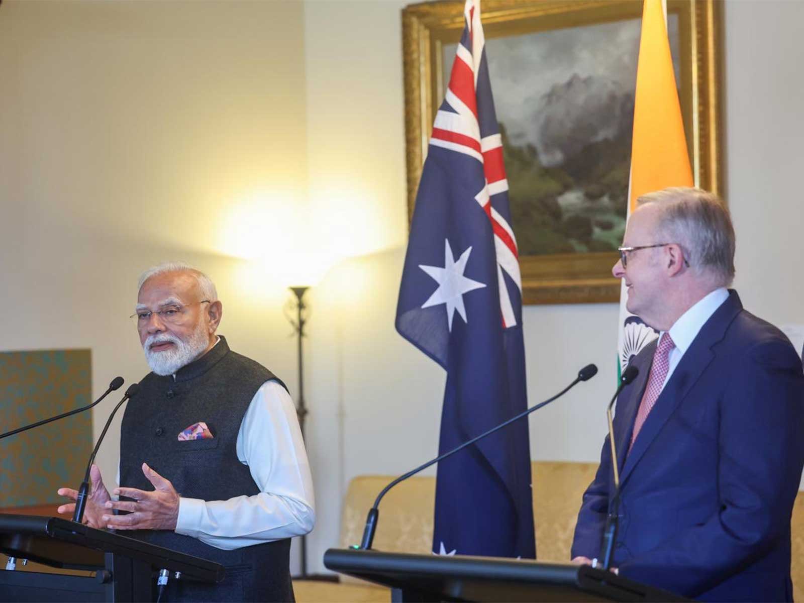 Prime Minister Narendra Modi and Australian Prime Minister Anthony Albanese address a joint press conference in Melbourne. (Photo: X/@MEAIndia)