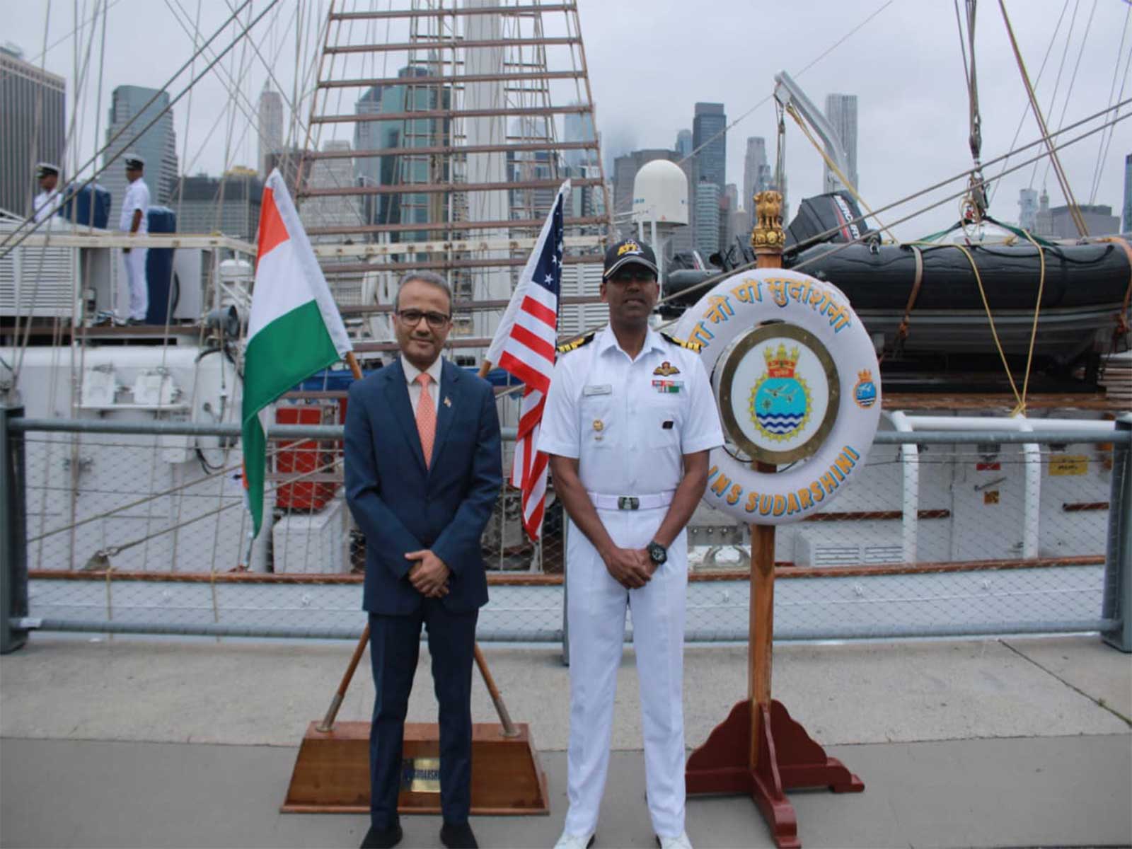 INS Sudarshini concludes port call at New York (Photo/Defence Ministry)