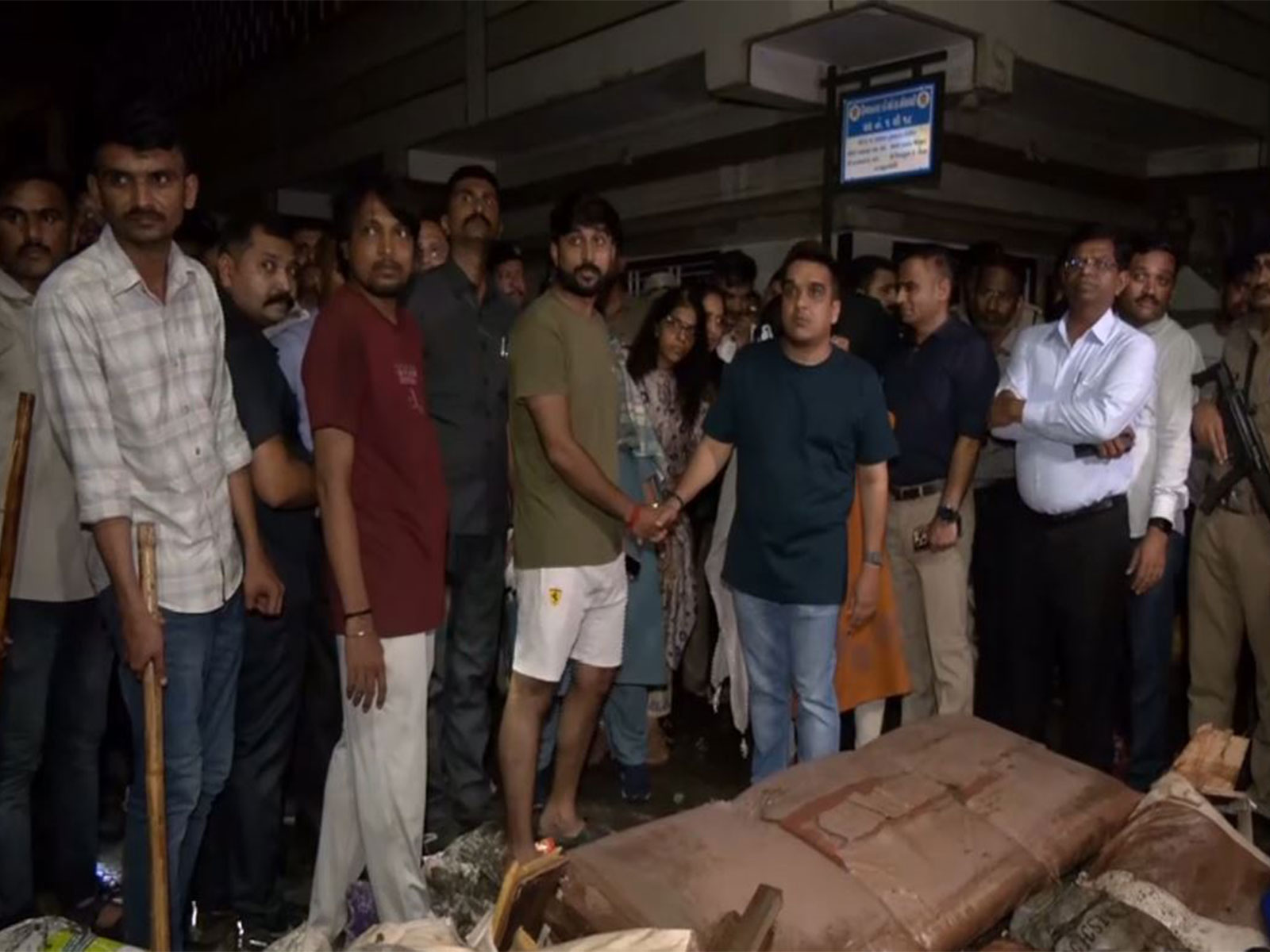 Gujarat Deputy CM Harsh Sanghavi meets flood-affected families in Surat (Photo/ANI)