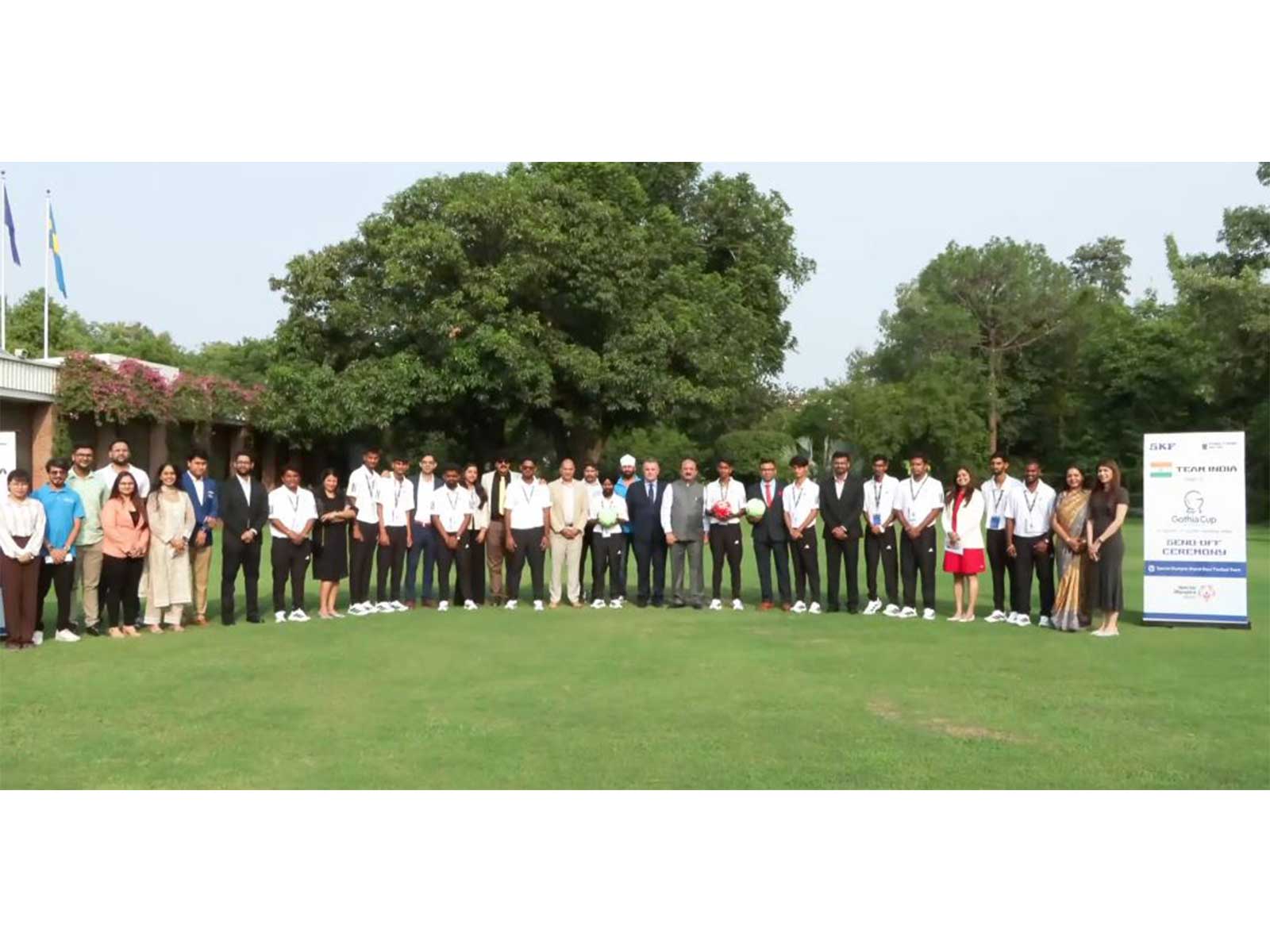 Ashish Sood and Sweden's Ambassador to India, Jan Thesleff with India's Special Olympics Bharat football team (Photo: ANI)