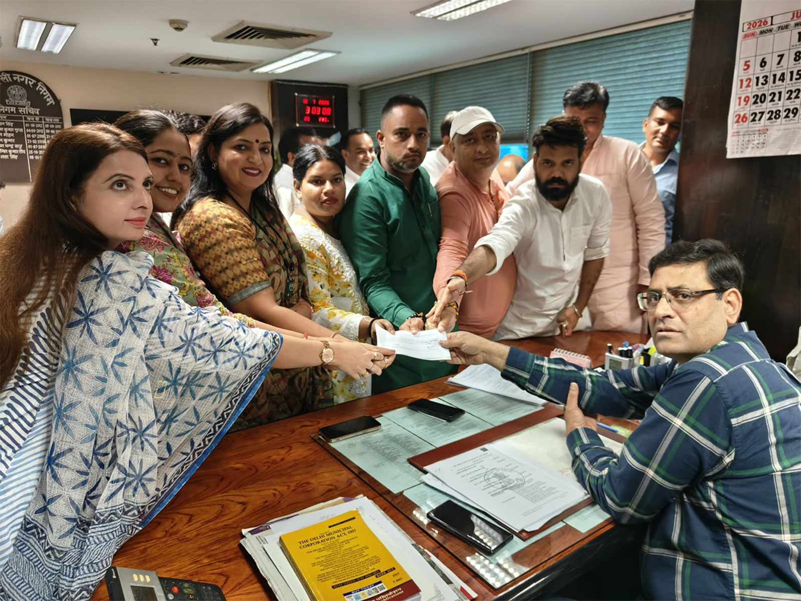 AAP files nominations for Ward Committee Chairperson & Deputy Chairperson posts in 11 MCD zones (Photo: AAP)