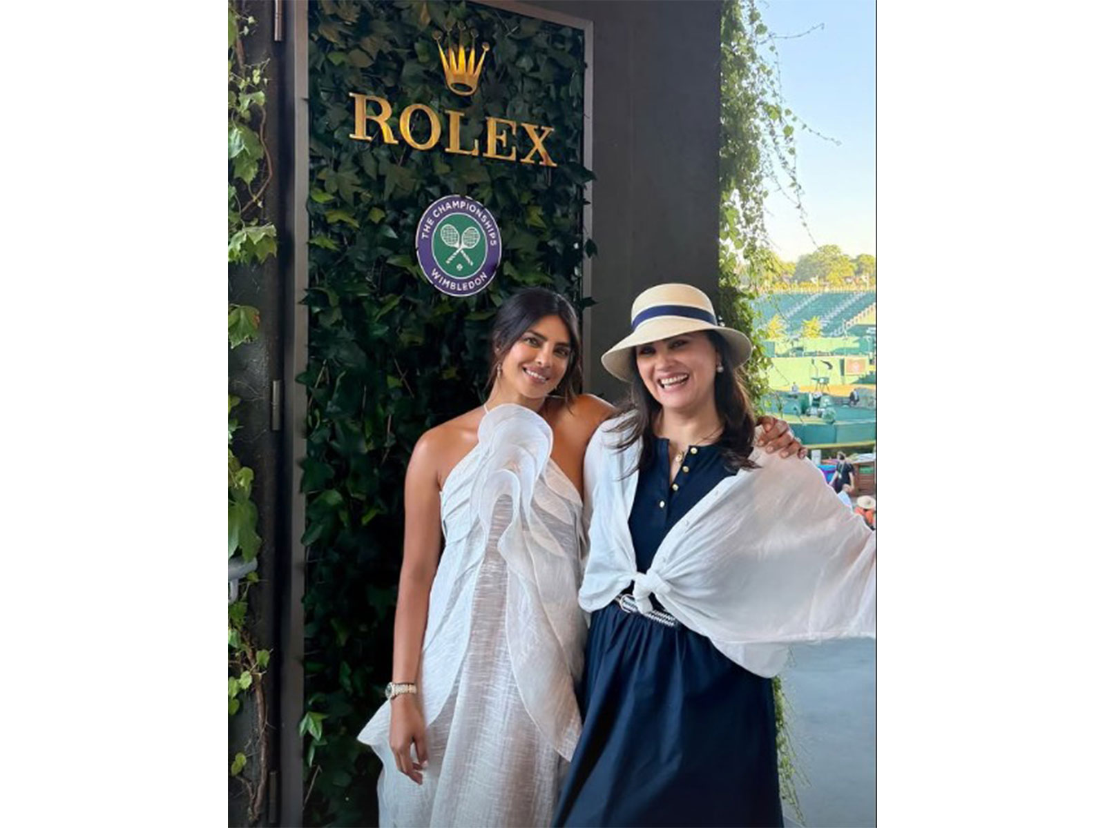 Lara Dutta and Priyanka Chopra (Photo/instagram/@priyankachopra)