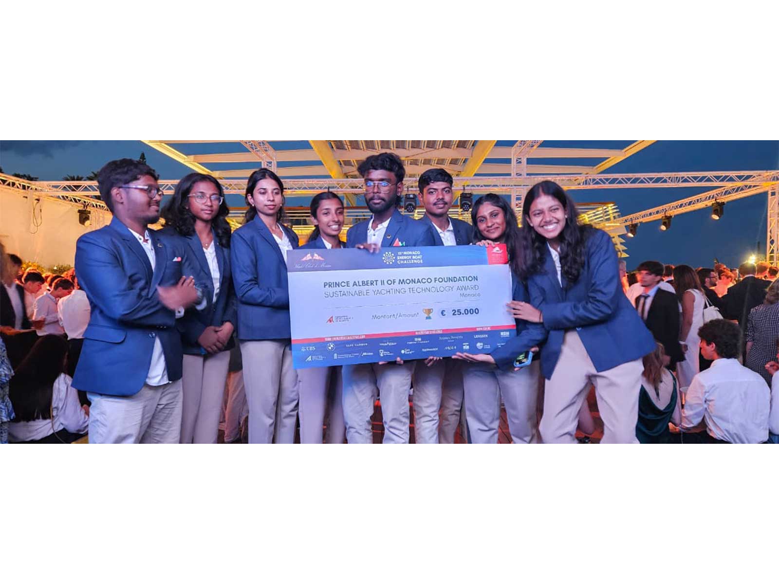 Kumaraguru College team with the top prize (Photo/ANI)