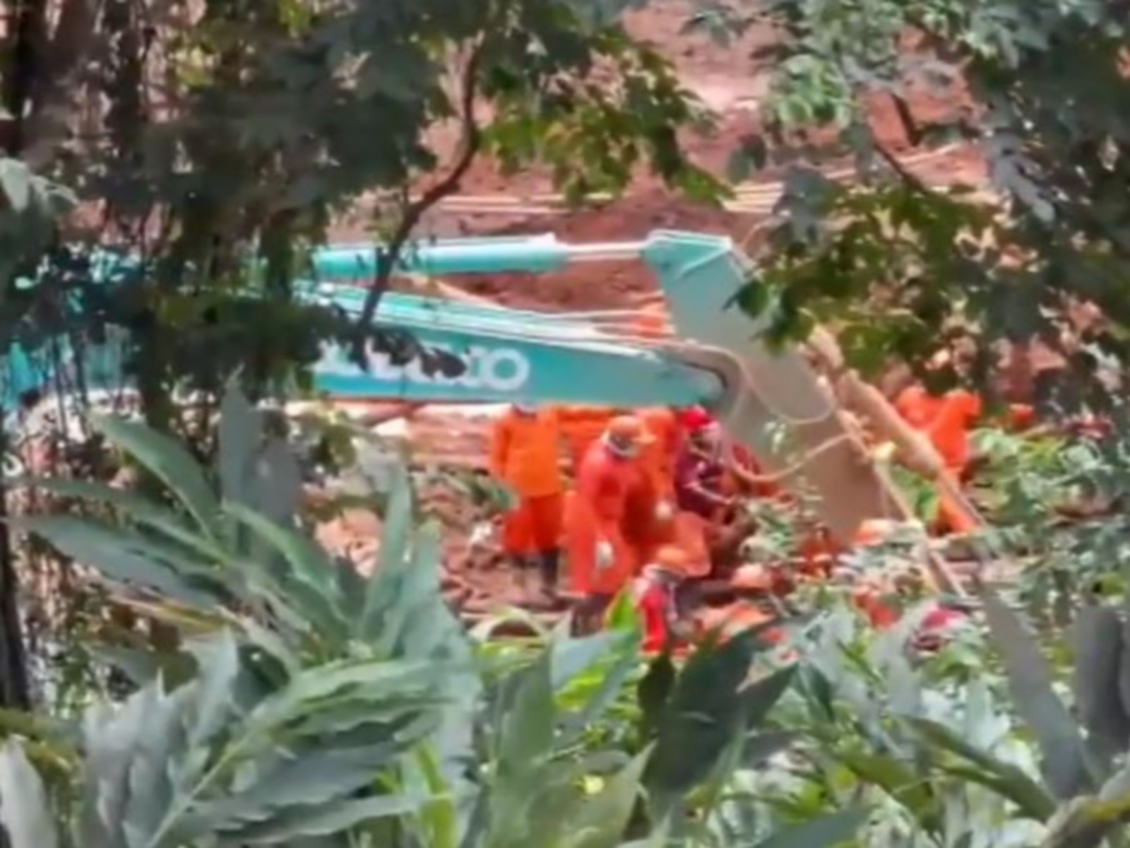 The last person missing following the Kalladi landslide has been found.  (Photo/ANI)