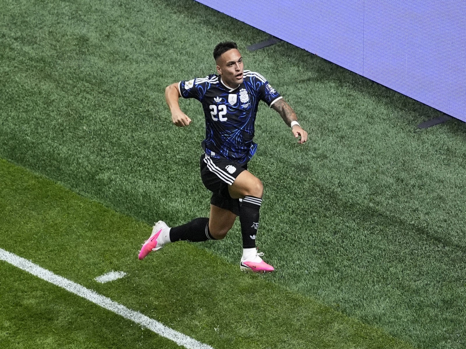 Argentina's Lautaro Martinez celebrating (Photo: IMAGN IMAGES via Reuters)