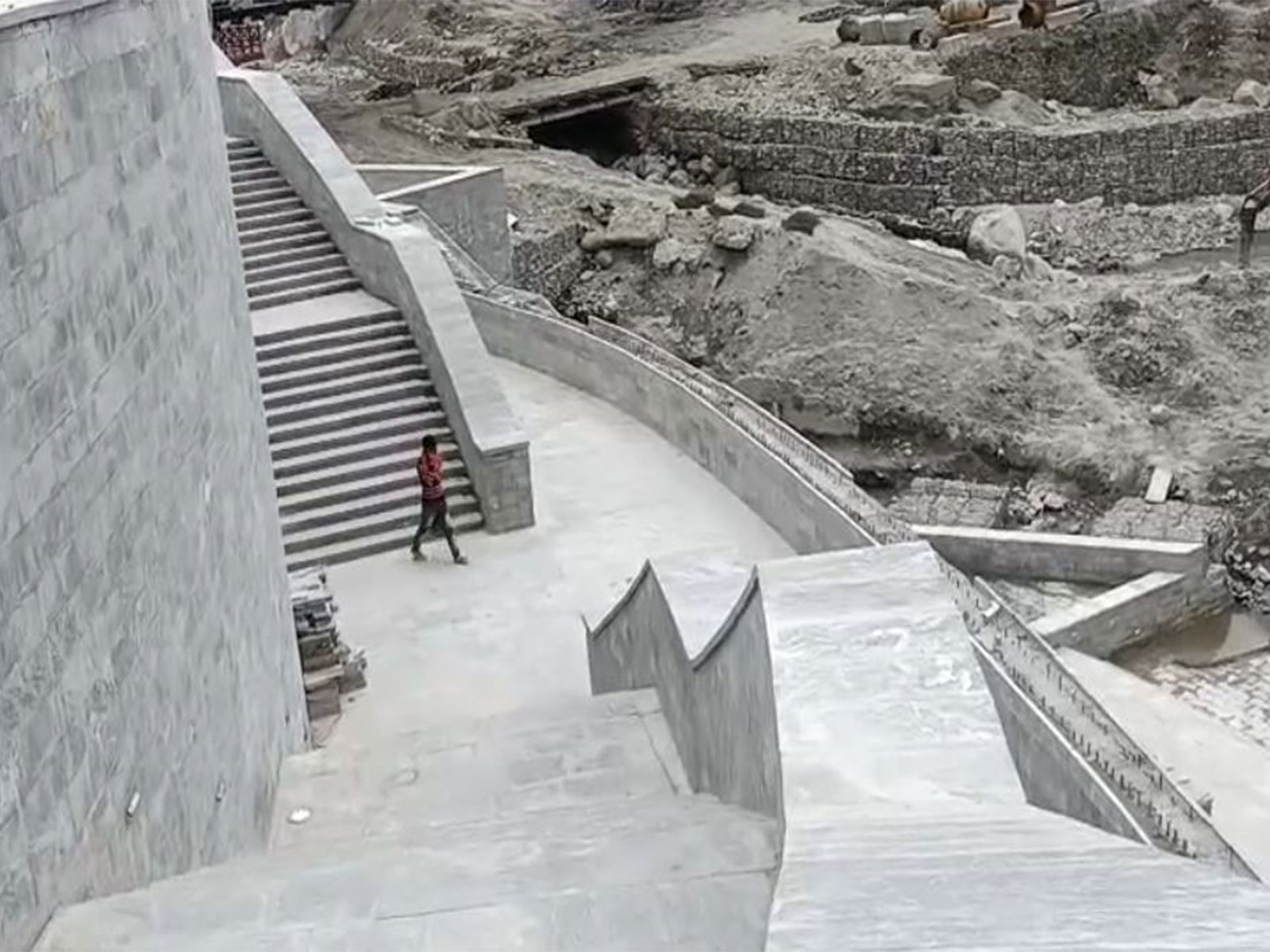 Reconstruction work in Kedarnath (Photo/ANI)