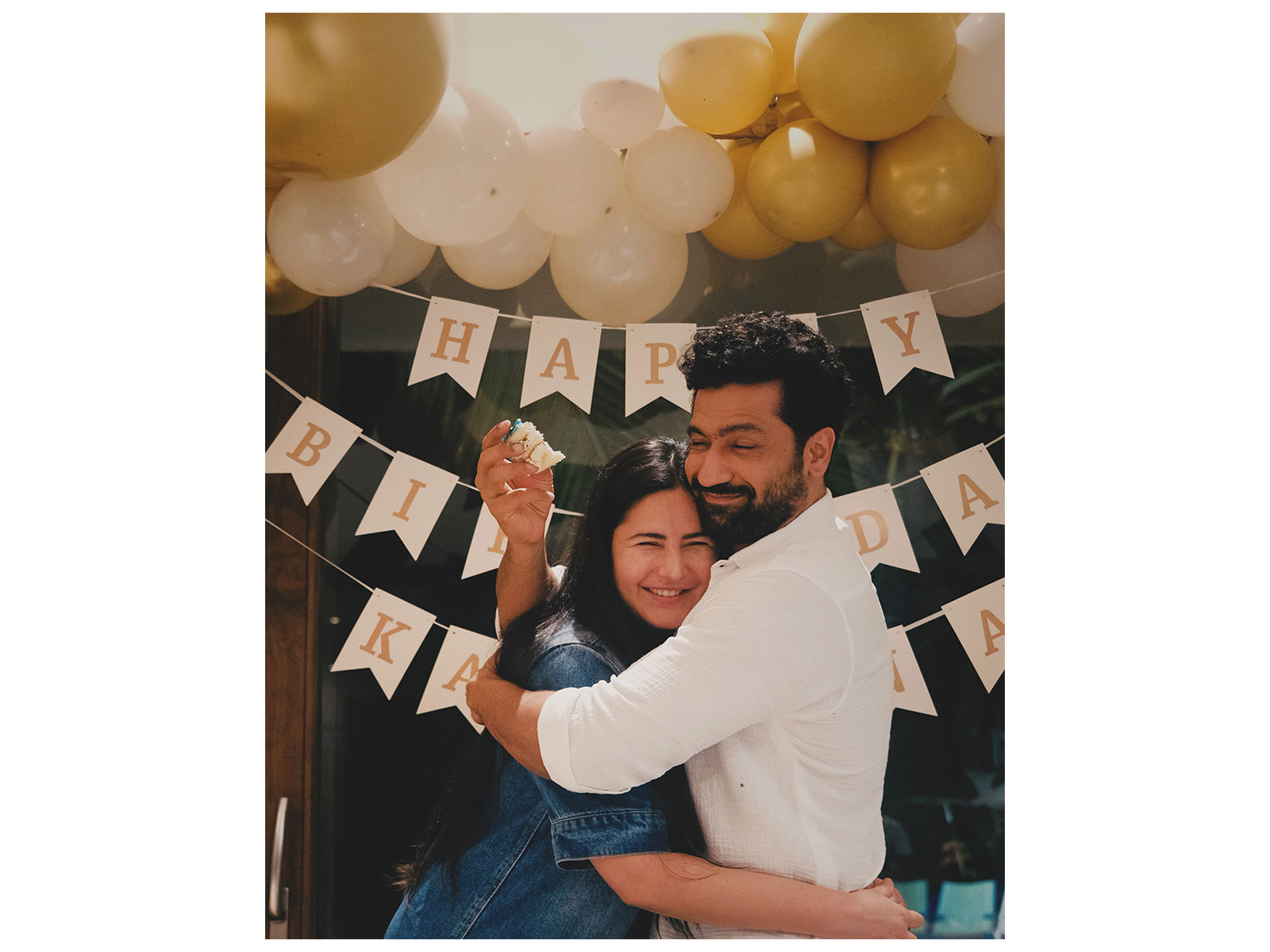Vicky Kaushal with Katrina Kaif (Photo/Instagram@vickykaushal09)