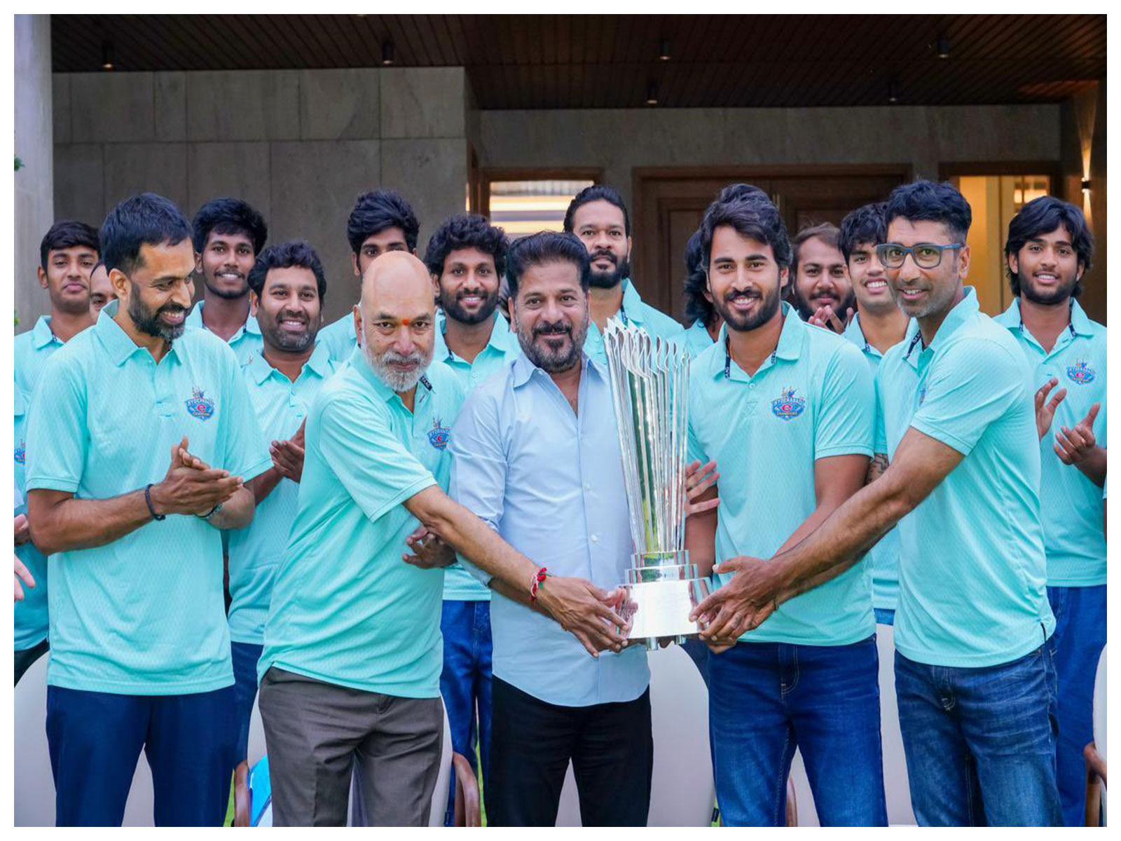 Telangana CM Revanth Reddy with TG20 League winning team (Photo/@revanth_anumula)