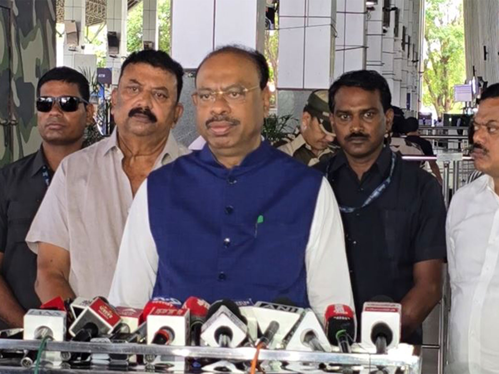  Maharashtra Minister and senior BJP leader Chandrashekhar Bawankule  (Photo/ANI)