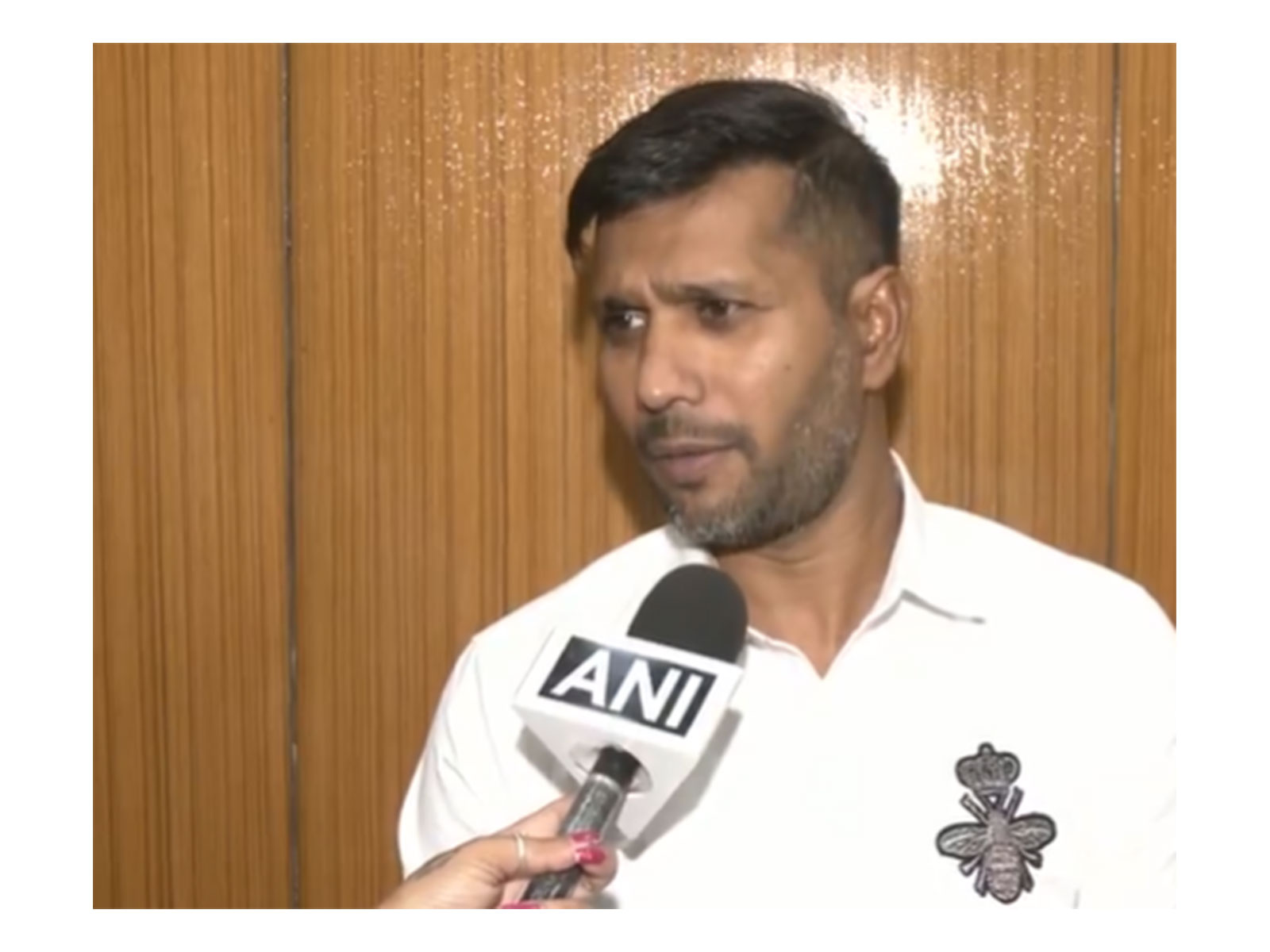 Former India cricketer Ashok Dinda (Photo: ANI)