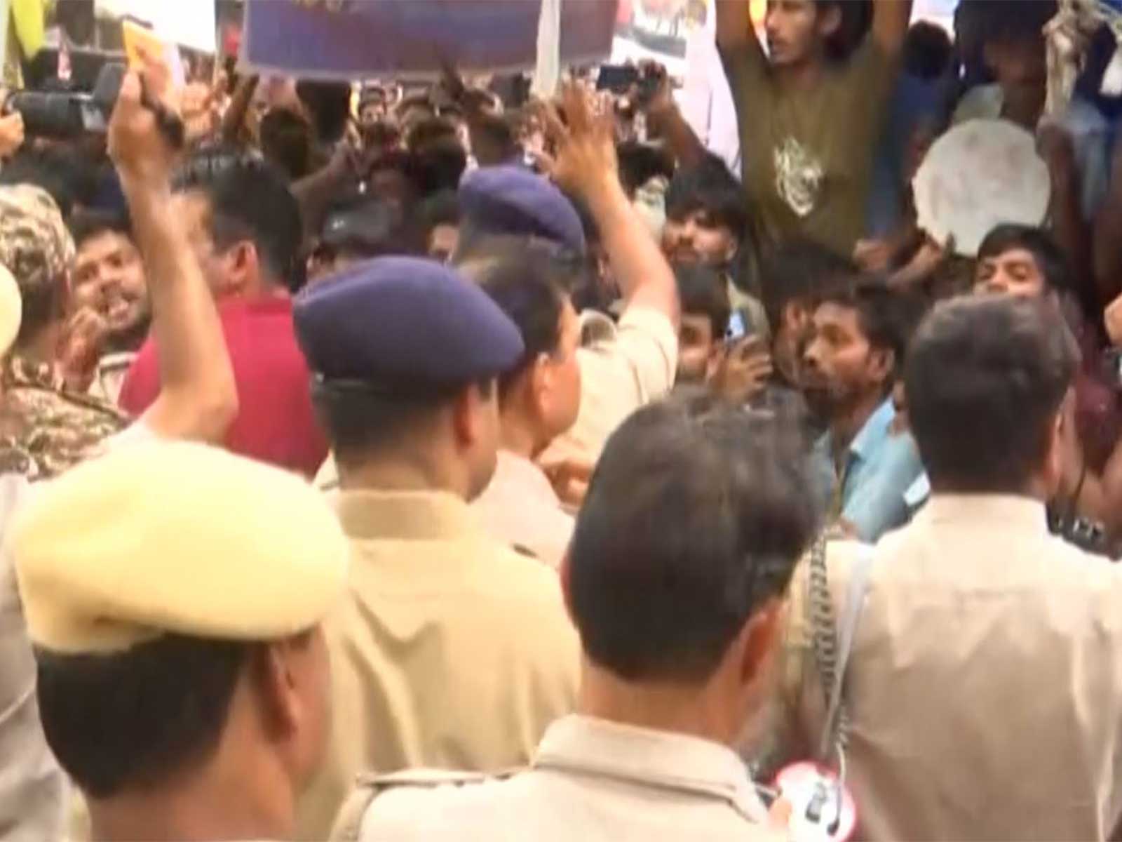 CJP activists protest Police action at Jantar Mantar (Photo/ANI) 
