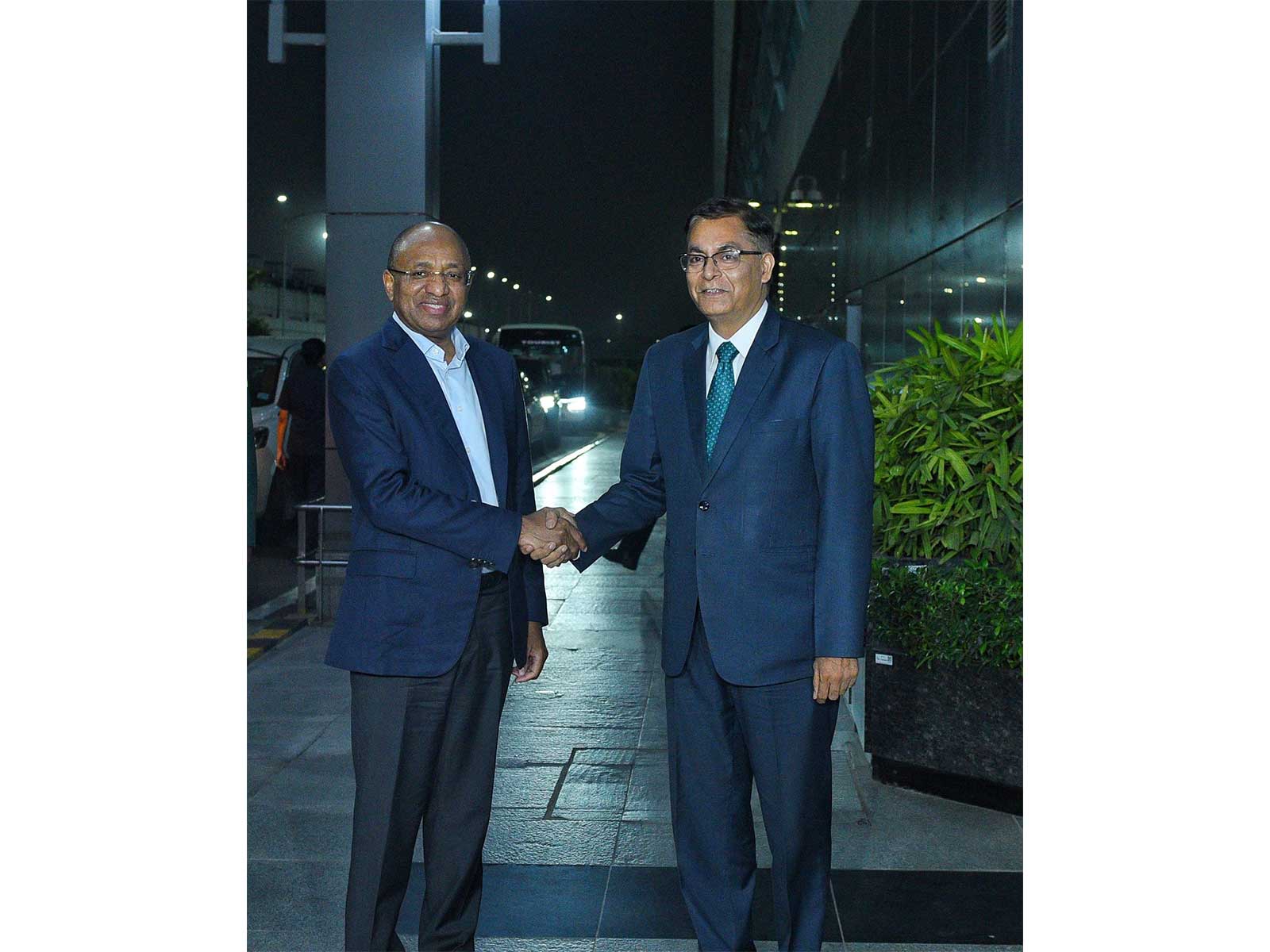 Zanzibar President Ali Mwinyi arrives in New Delhi (Photo/X@MEAIndia)