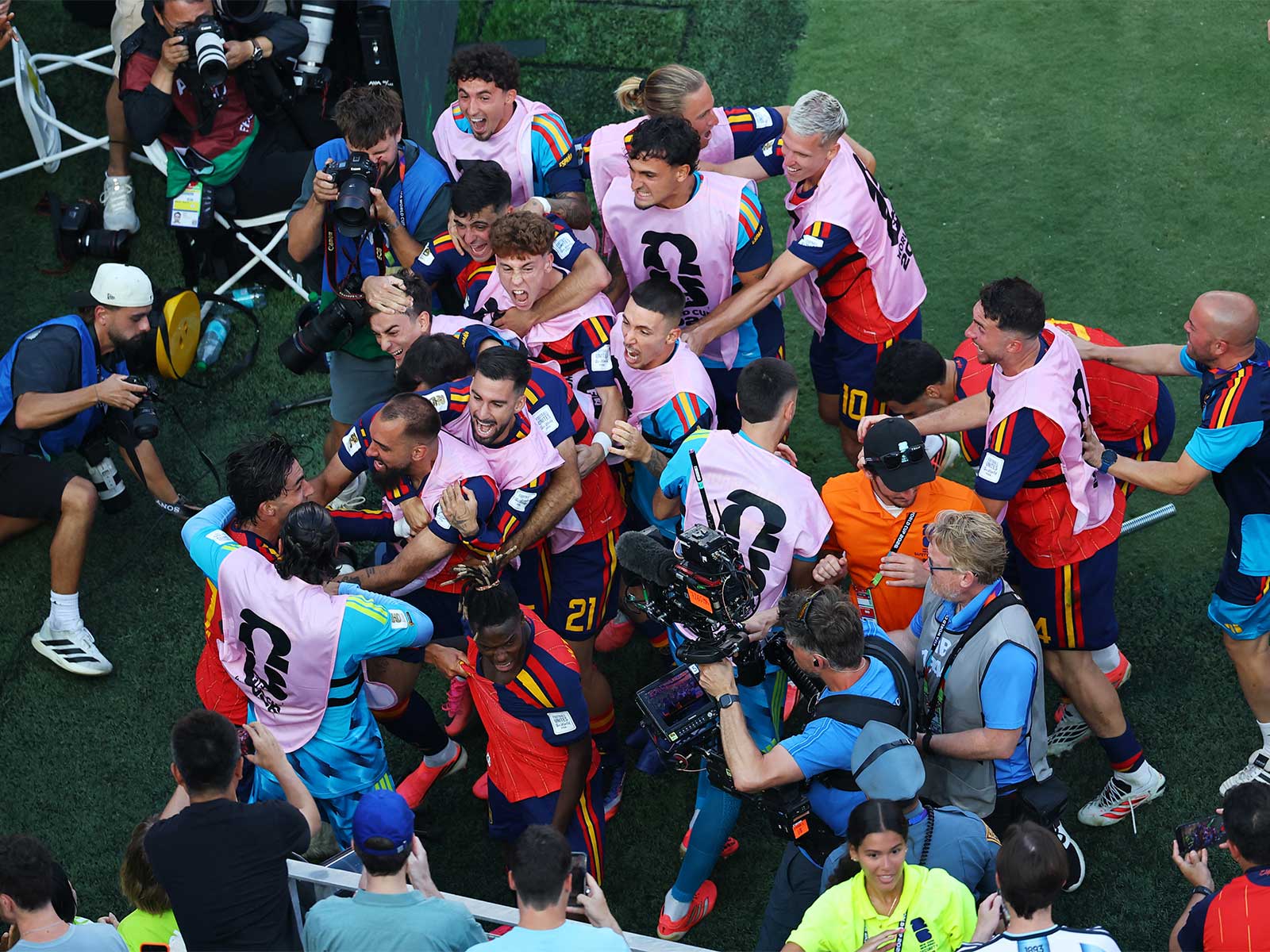 Spain's Ferran Torres celebrates scoring their first goal with teammates against Argentina (Photo: Reuters)