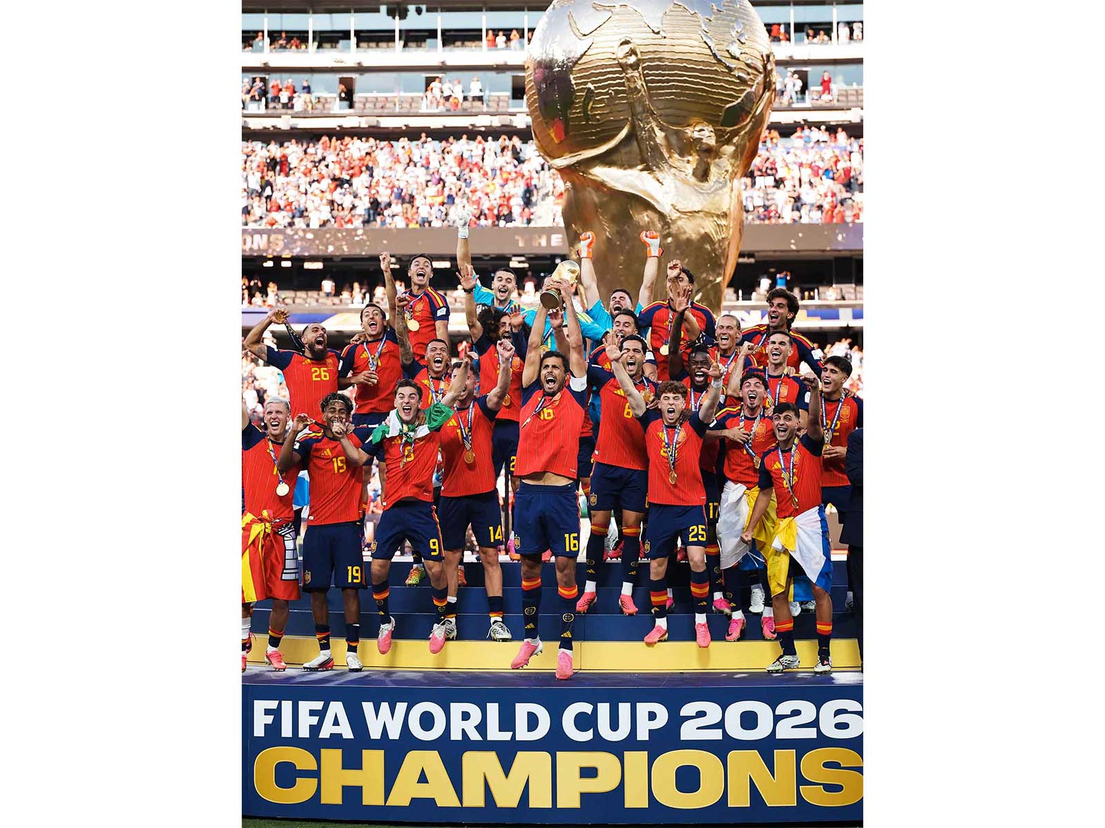 Spain celebrating with FIFA World Cup 2026 title (Photo: X/@FIFAWorldCup)