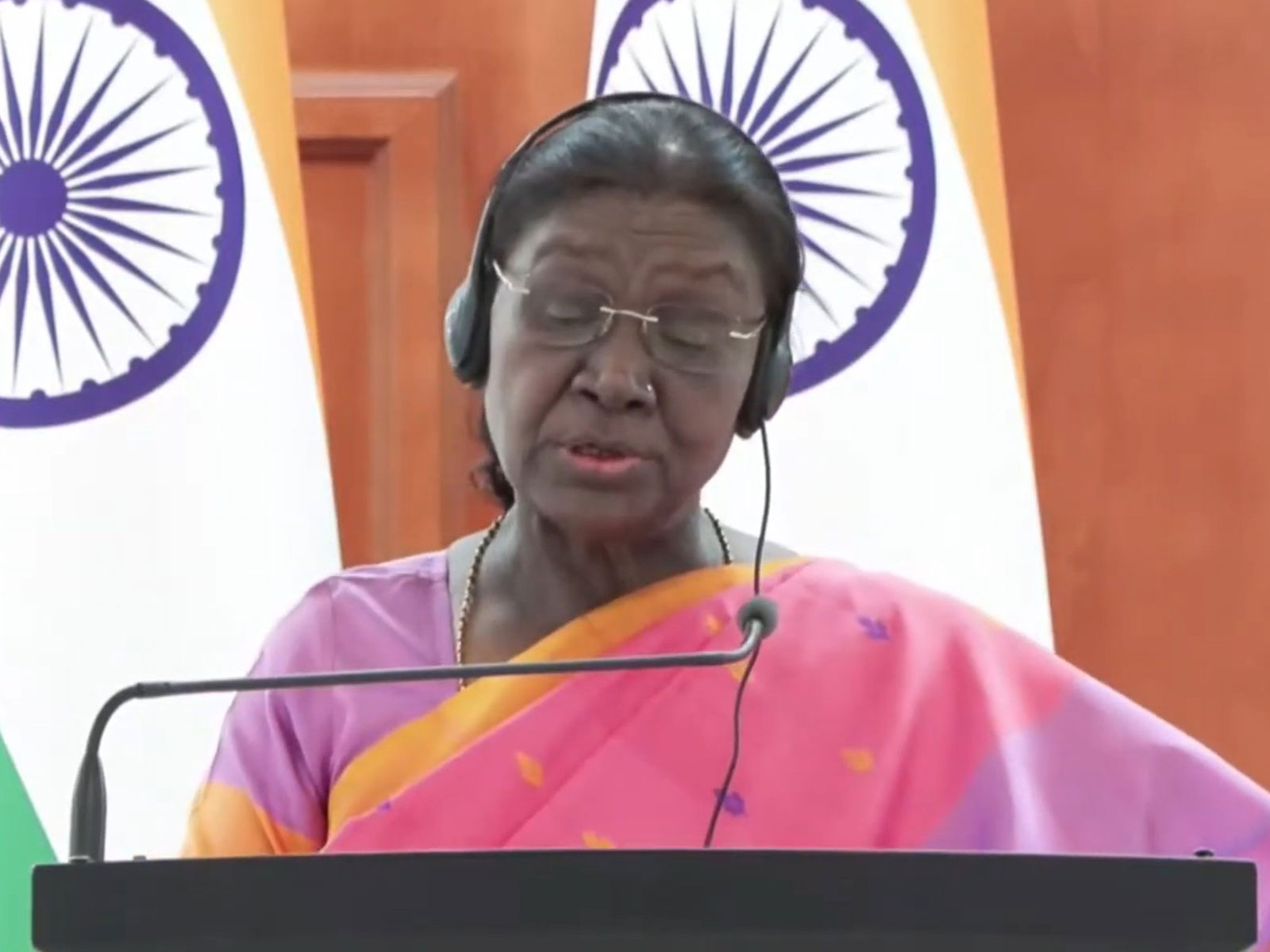  President Droupadi Murmu addresses joint press statement in Chisinau (Photo/YouTube/MEA)