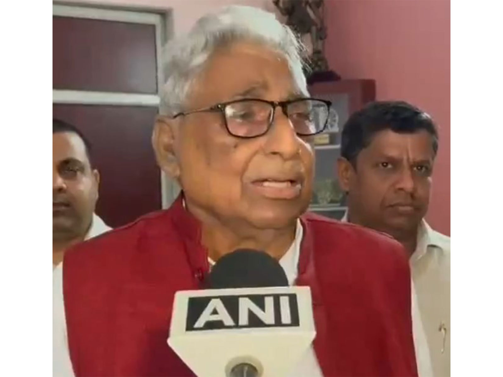Uttar Pradesh LoP Mata Prasad Pandey (Photo/ANI) 