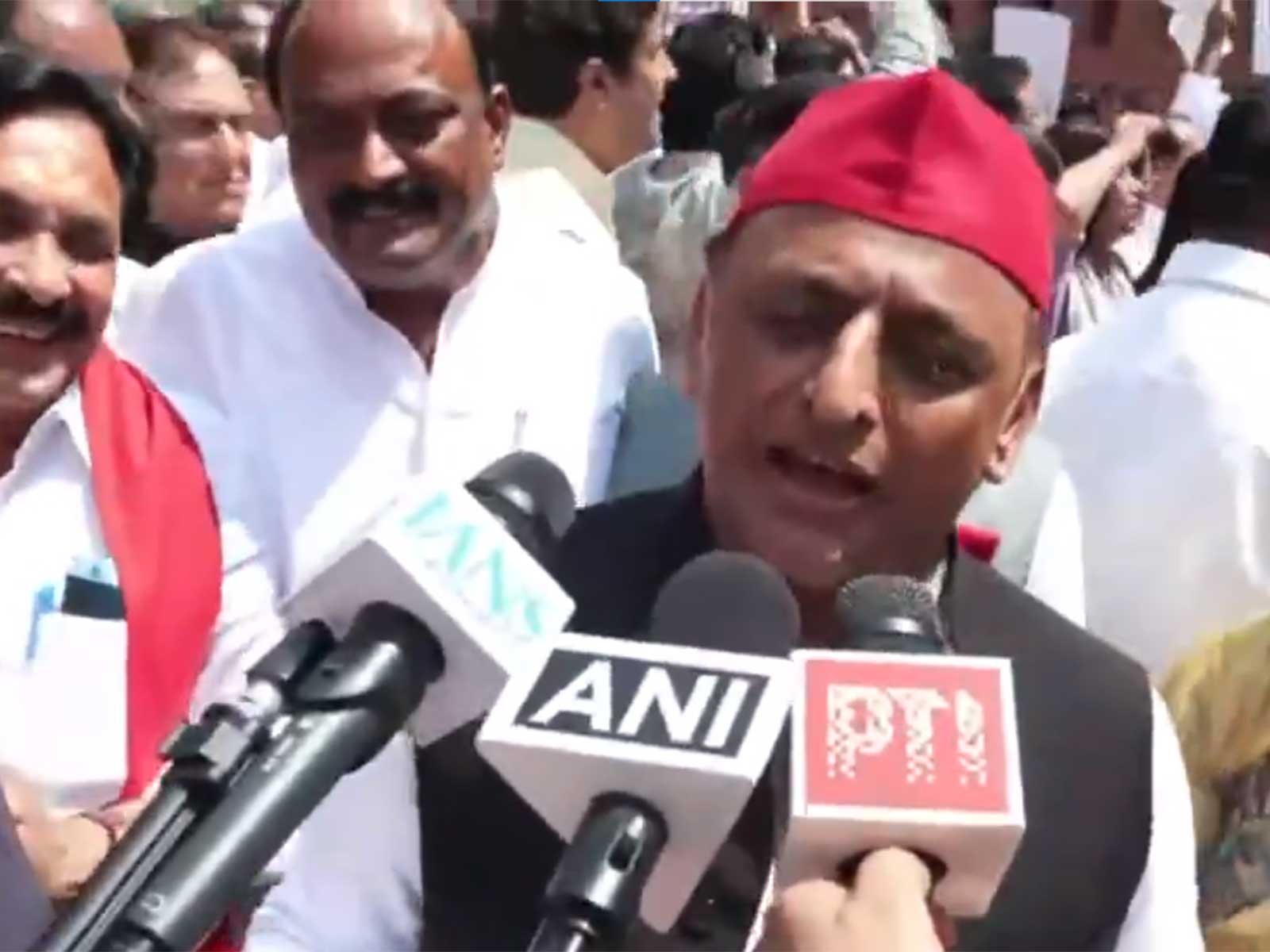 Samajwadi Party chief Akhilesh Yadav (Photo/ANI)