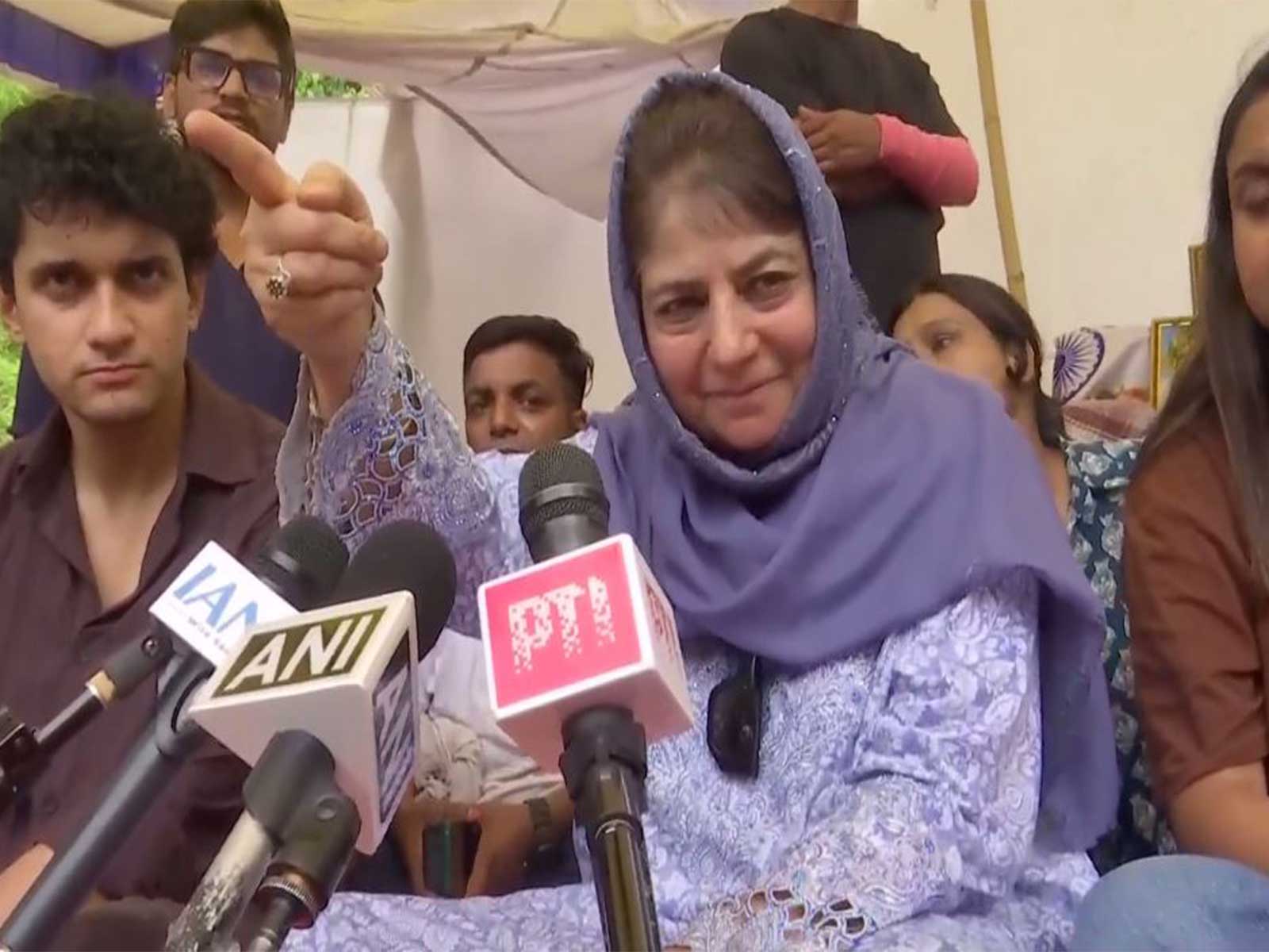 Peoples Democratic Party (PDP) President Mehbooba Mufti (Photo/ANI)