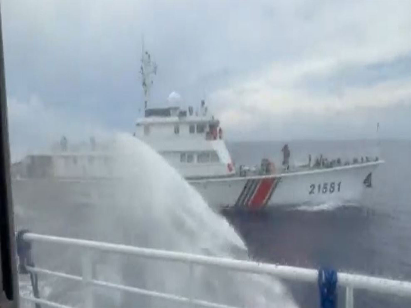 China Coast Guard using water cannons against Philippine vessels (Photo/X@jaytaryela)
