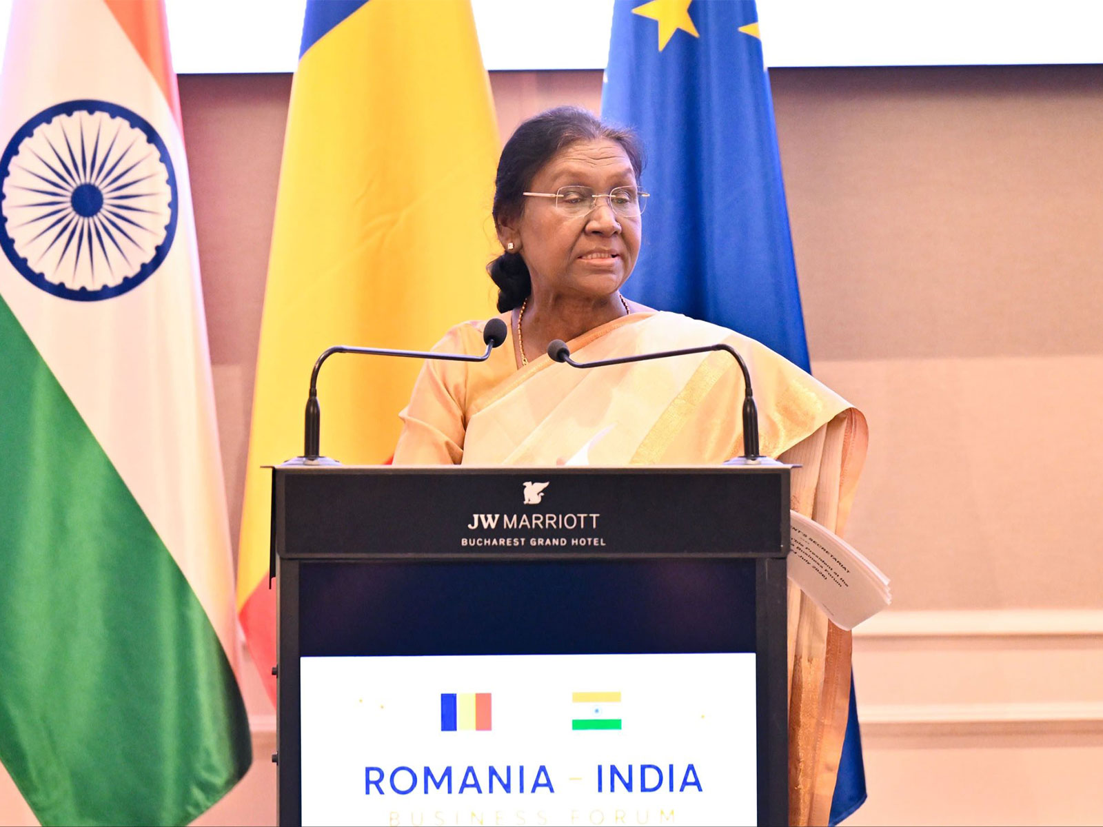 President Droupadi Murmu addresses India-Romania Business Forum (Photo/X/@MEAIndia)