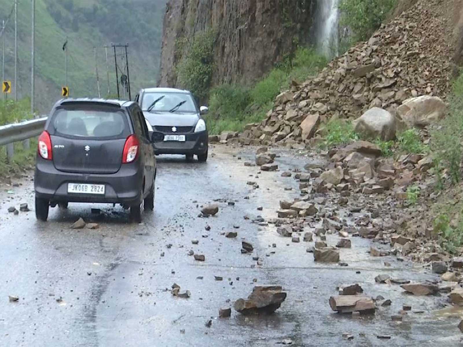 Heavy rainfall disrupts normal life (Photo/ANI)