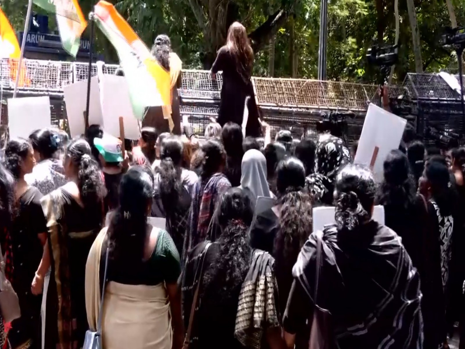 Black-clad protest march by Mahila Congress (Photo/ANI)