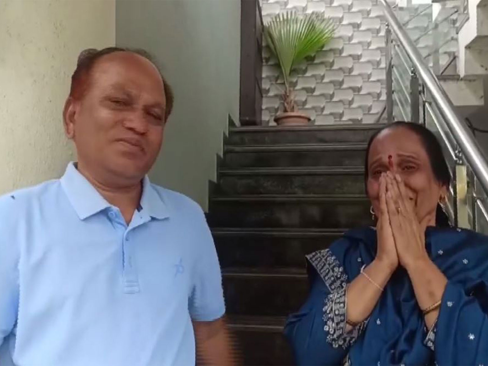 Abhijeet Dipke's parents Bhagwanrao Dipke, Anita Dipke (Photo/ANI)