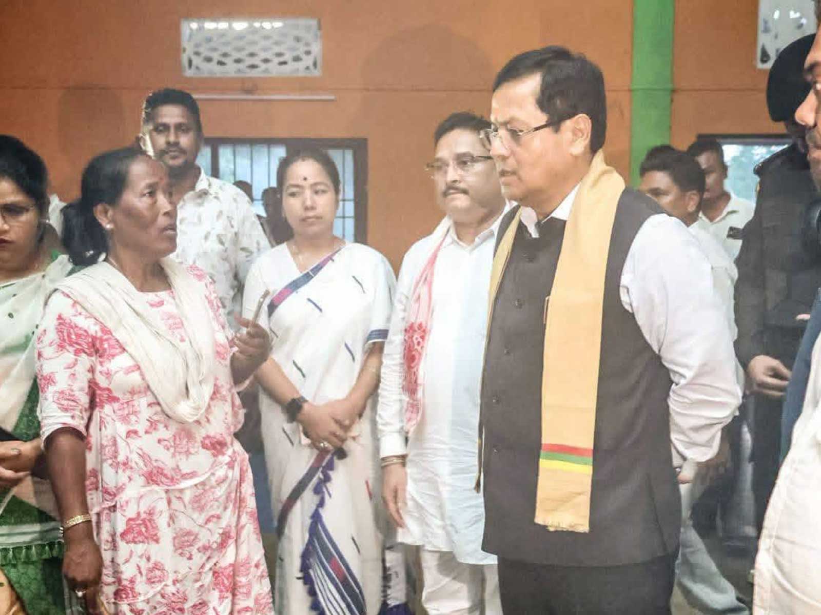 Union Minister Sarbananda Sonowal interacts with flood-affected families in Assam (Photo/@sarbanandsonwal)