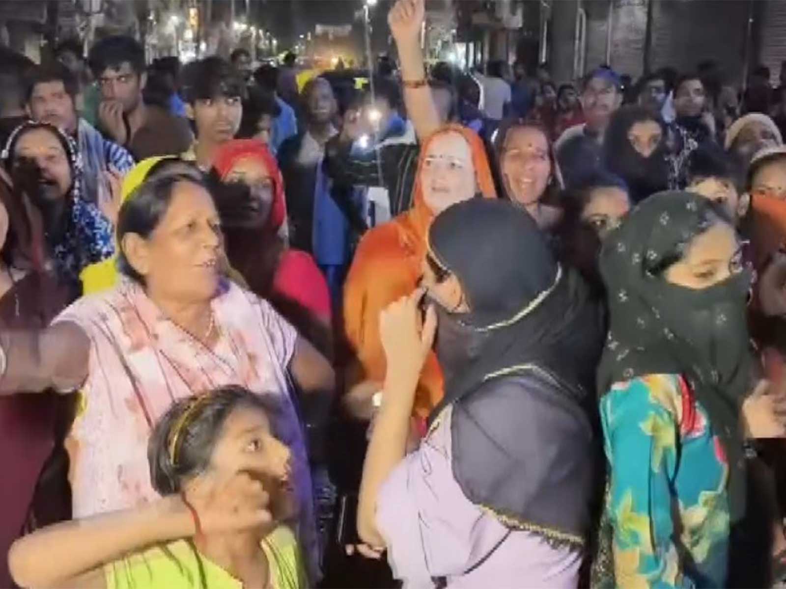 Locals in Tigri protesting (Photo/ANI)