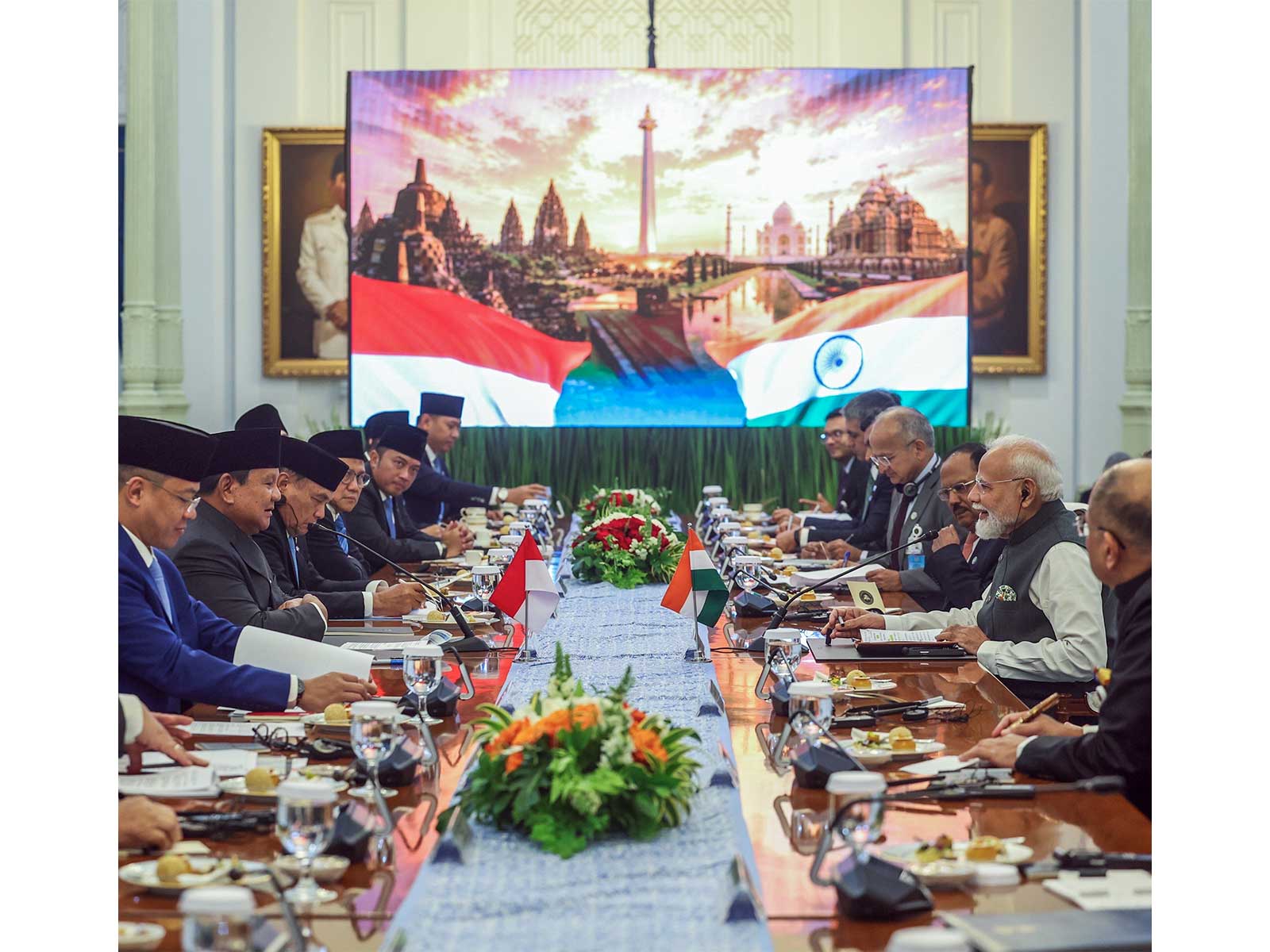 Prime Minister Narendra Modi and Indonesian President Prabowo Subianto during delegation-level talks (File Photo/ANI)