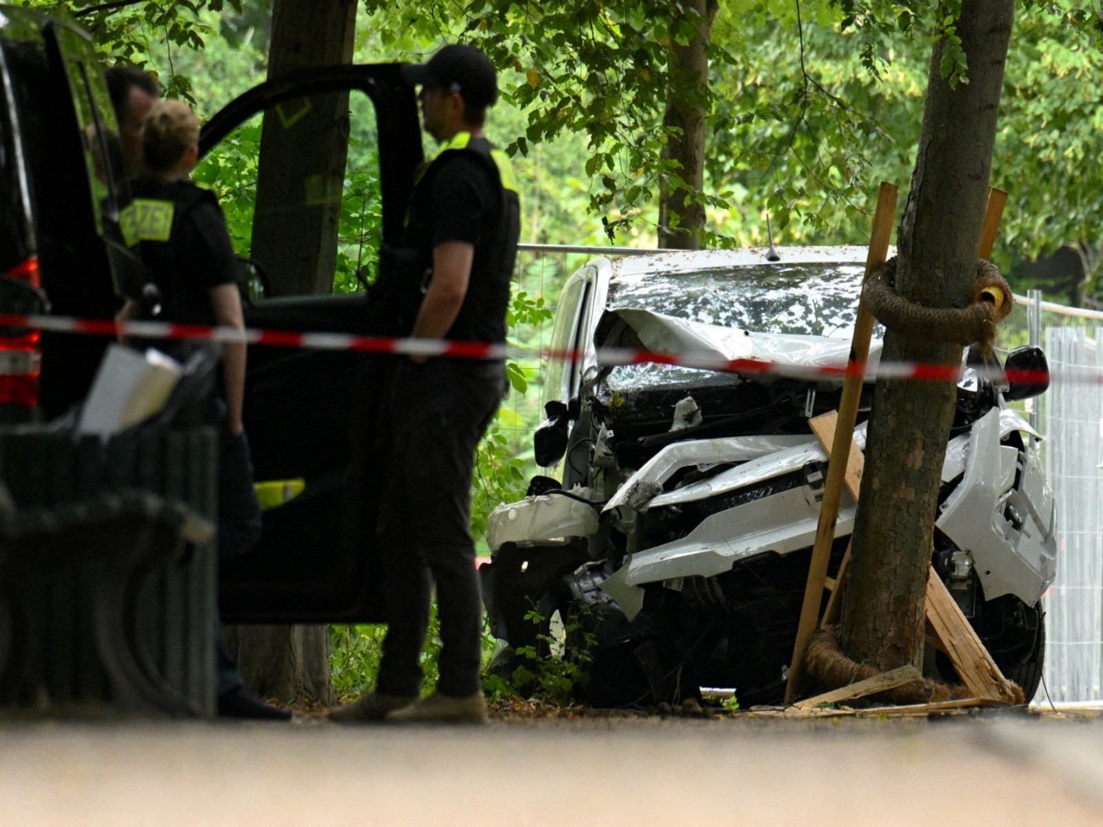 The vehicle which rammed into a crowd near Berlin's annual Christopher Street Day Pride event in Tiergarten park on Saturday (Photo/Reuters)