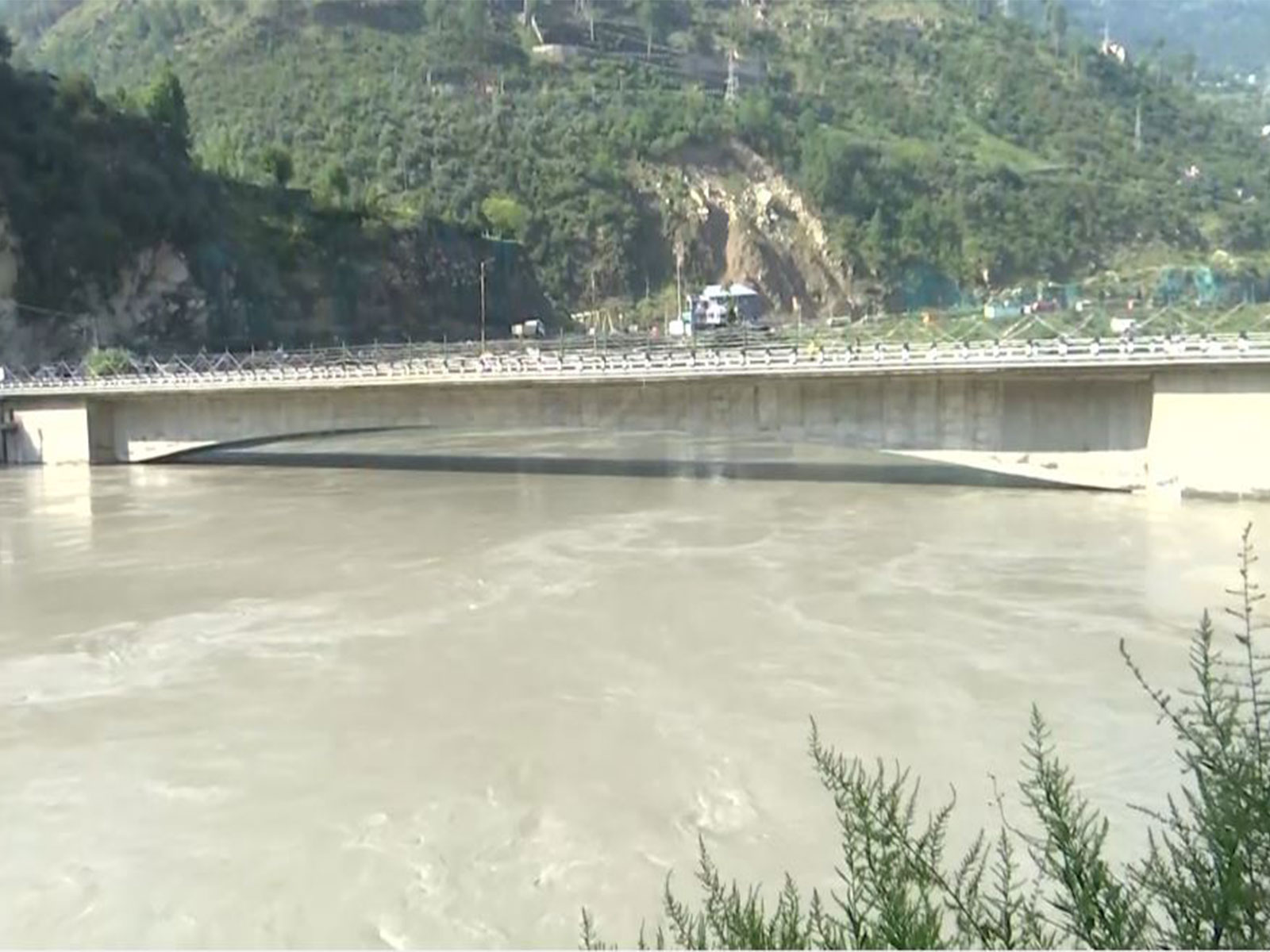 Pul Doda bridge closed for traffic after crack develops amid heavy rainfall in Doda(Photo/ANI)