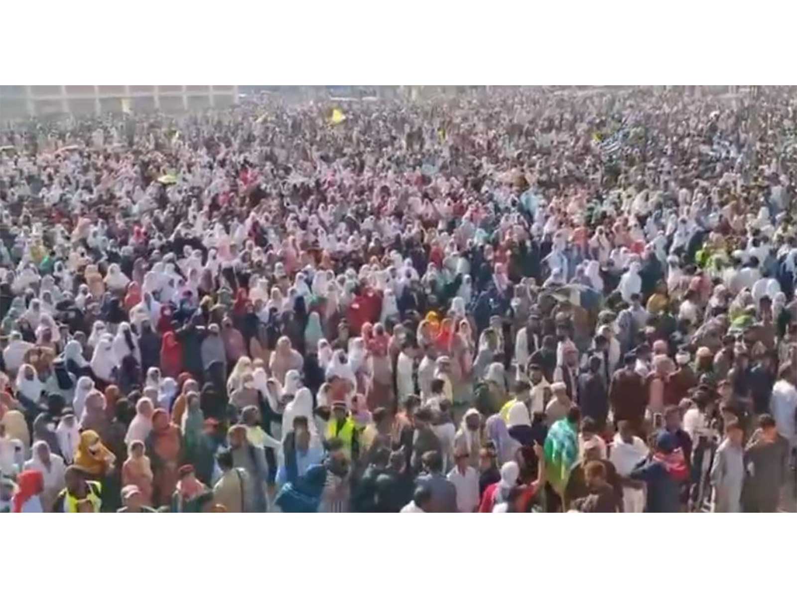 PoJK protests intensify as thousands march towards Muzaffarabad after talks between JAAC, authorities fail (Photo/ANI)