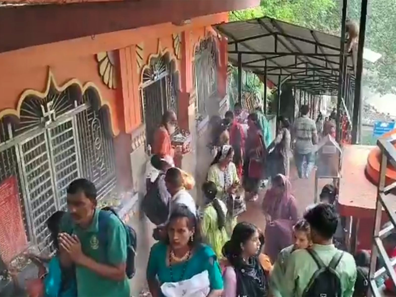 Devotees throng Koteshwar Dham (Photo/ANI)