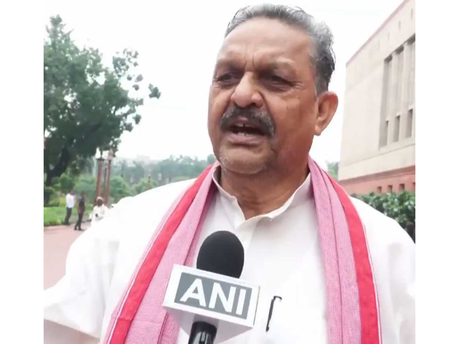 Samajwadi Party (SP) MP Afzal Ansari (Photo/ANI)