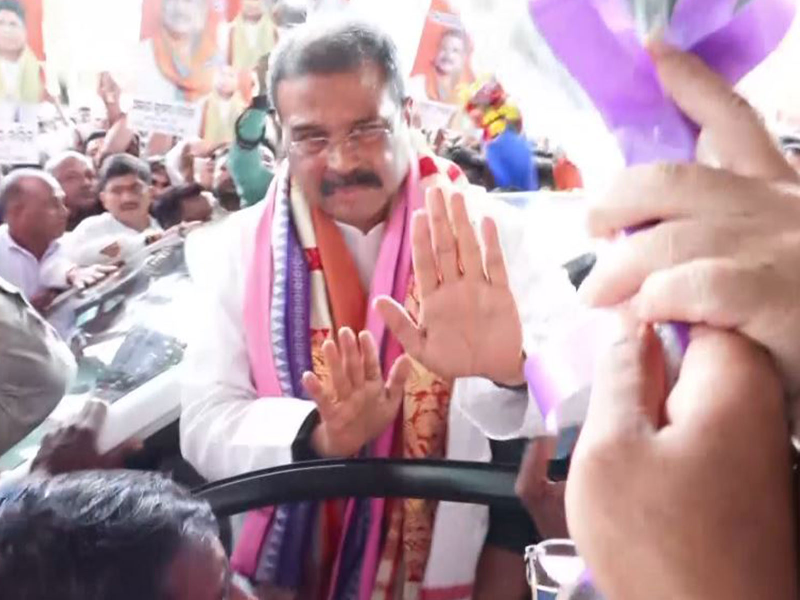 Former Union Education Minister Dharmendra Pradhan receives warm welcome at Bhubaneswar airport (Photo/ANI)