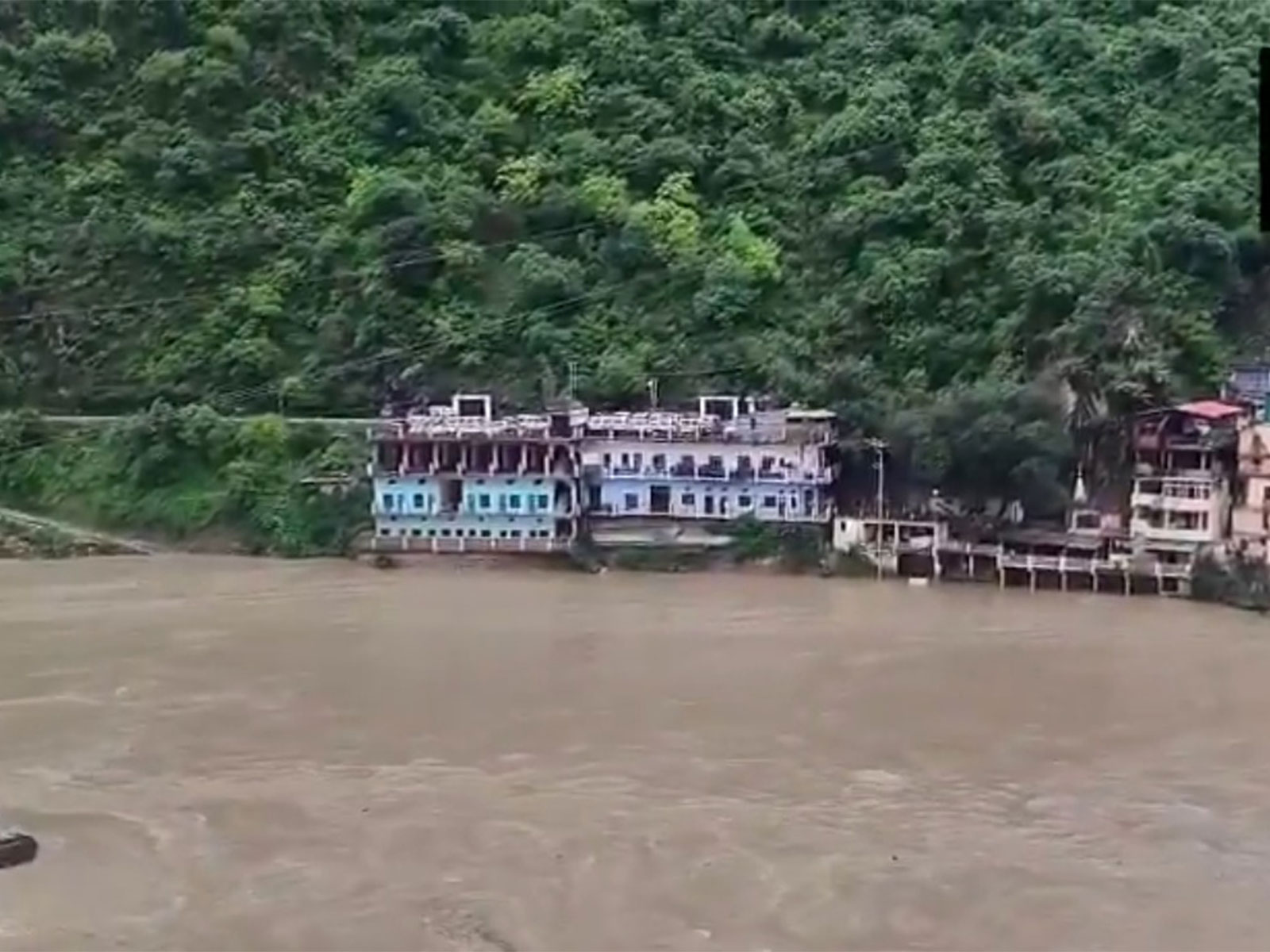 Alaknanda, Mandakini rivers cross warning levels in Rudraprayag amid heavy rainfall (Photo/ANI)