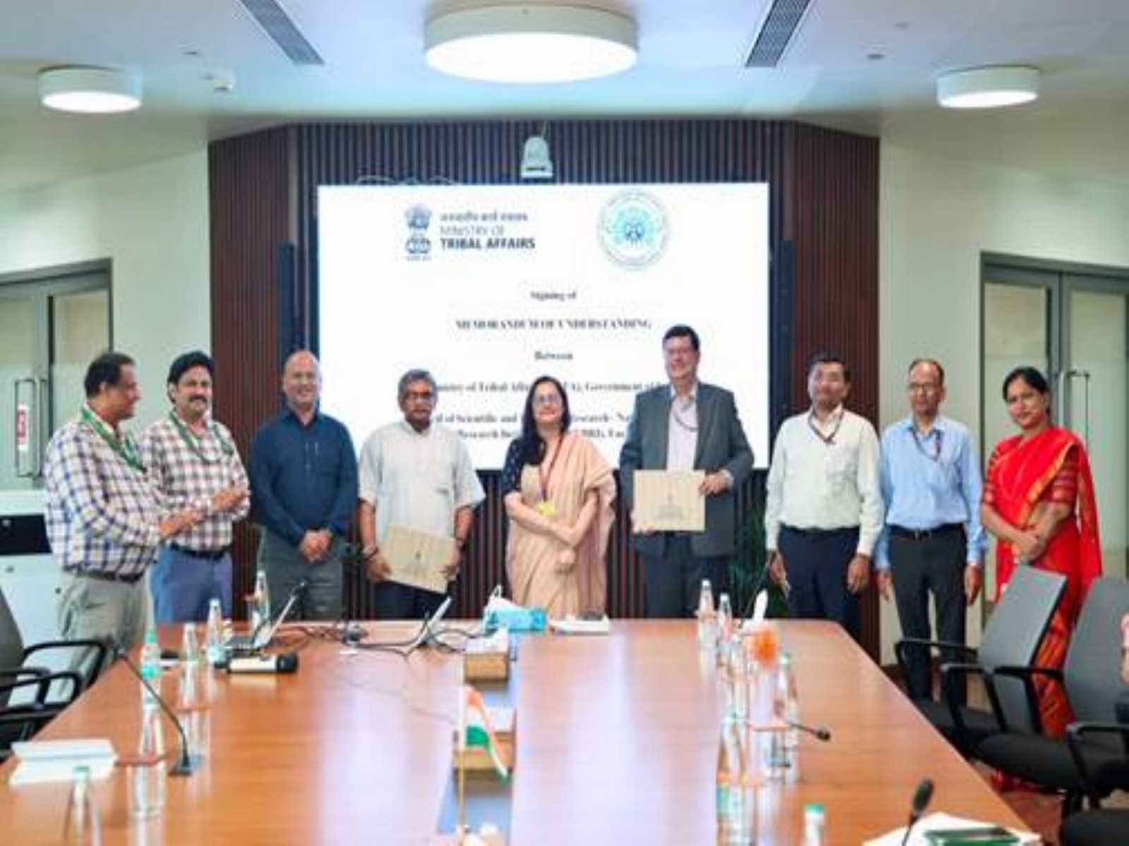Ministry of Tribal Affairs signed MoU with CSIR-NBRI (Photo/PIB)
