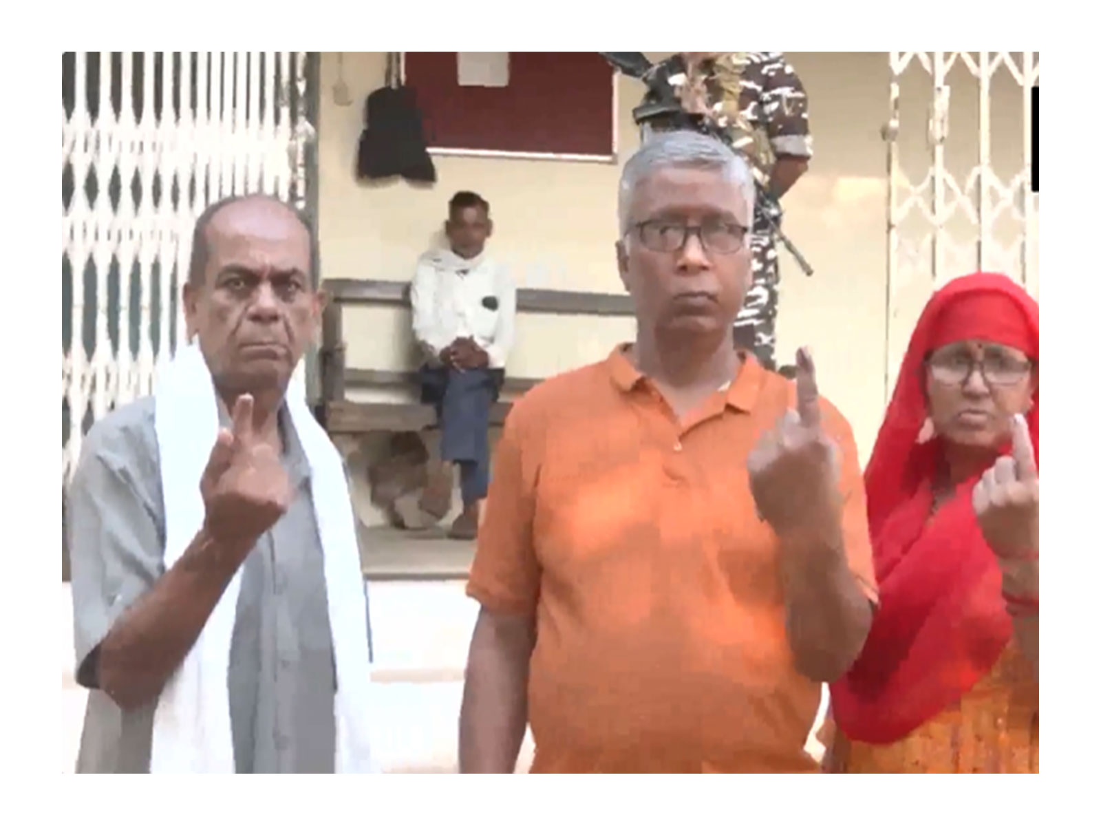 Voters show their inked finger after exercising their right (Photo/ANI)