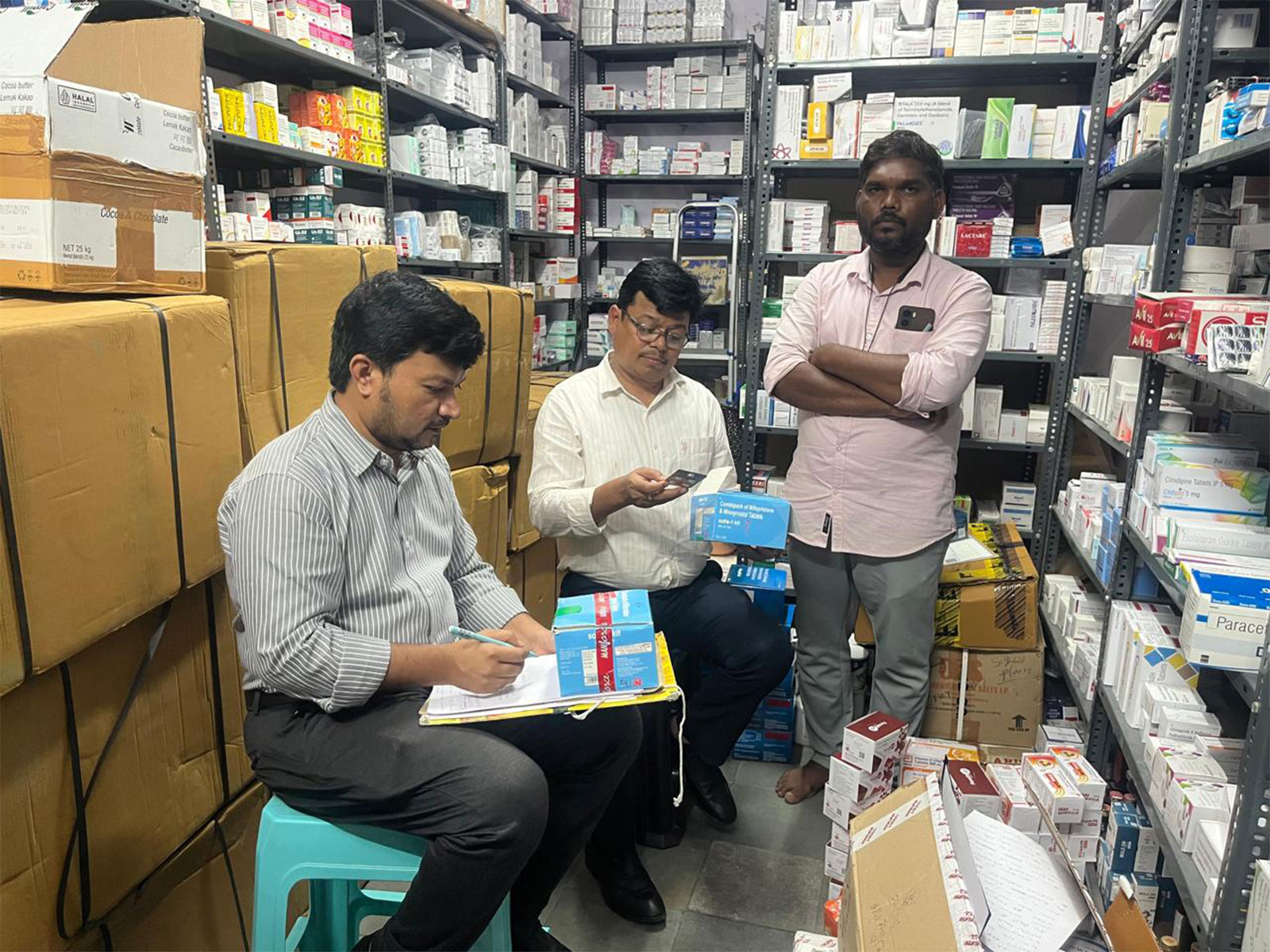 DCA raids wholesale medical shop (Photo/ANI)