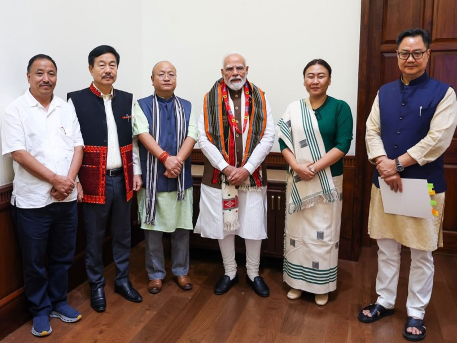 PM Modi with Arunachal Pradesh and Nagaland MPs (Photo/@narendramodi)