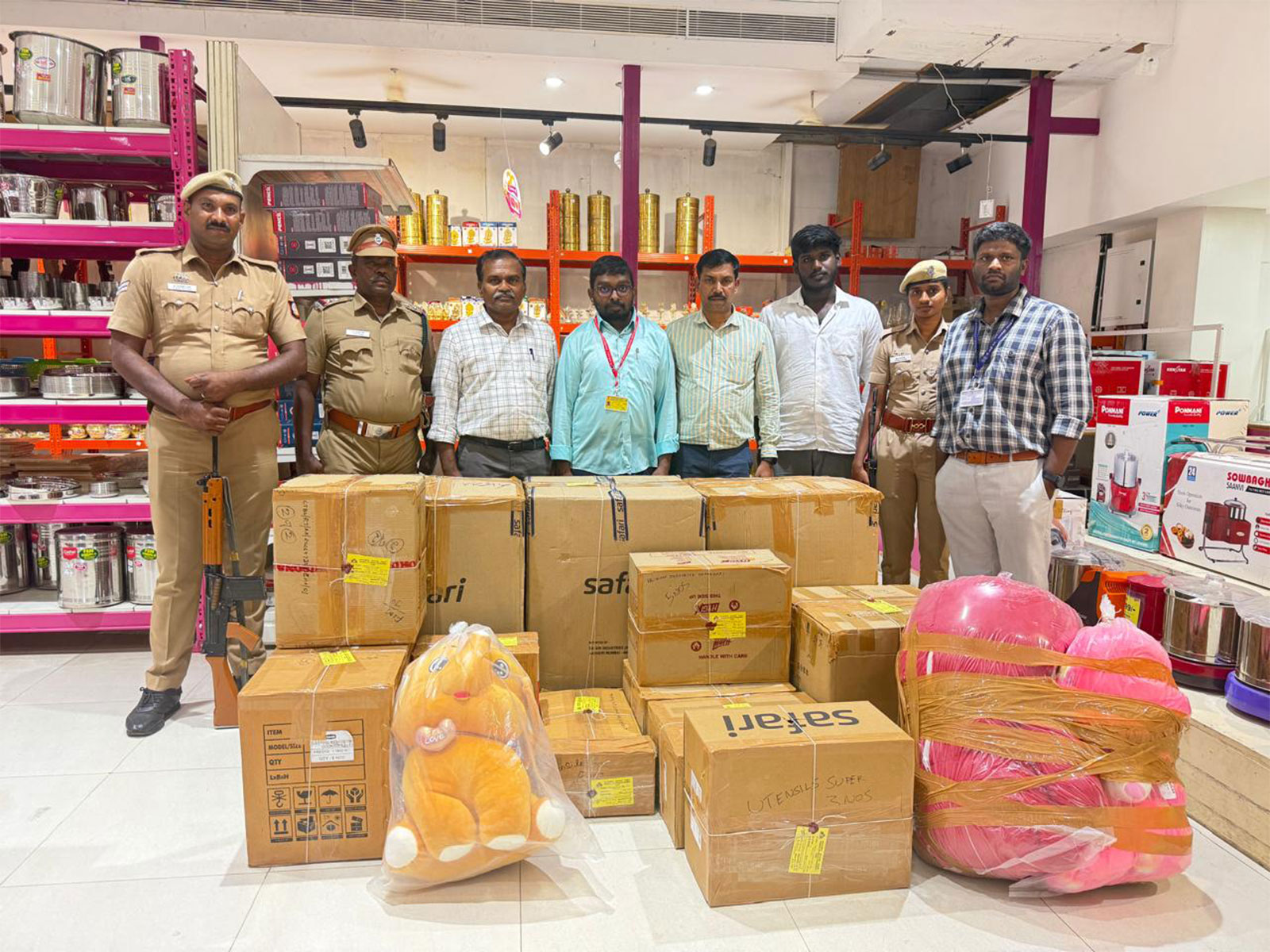 BIS seizes Non-ISI products worth over Rs 5 lakh from Trichy shopping mall (Photo/BSI Officials)