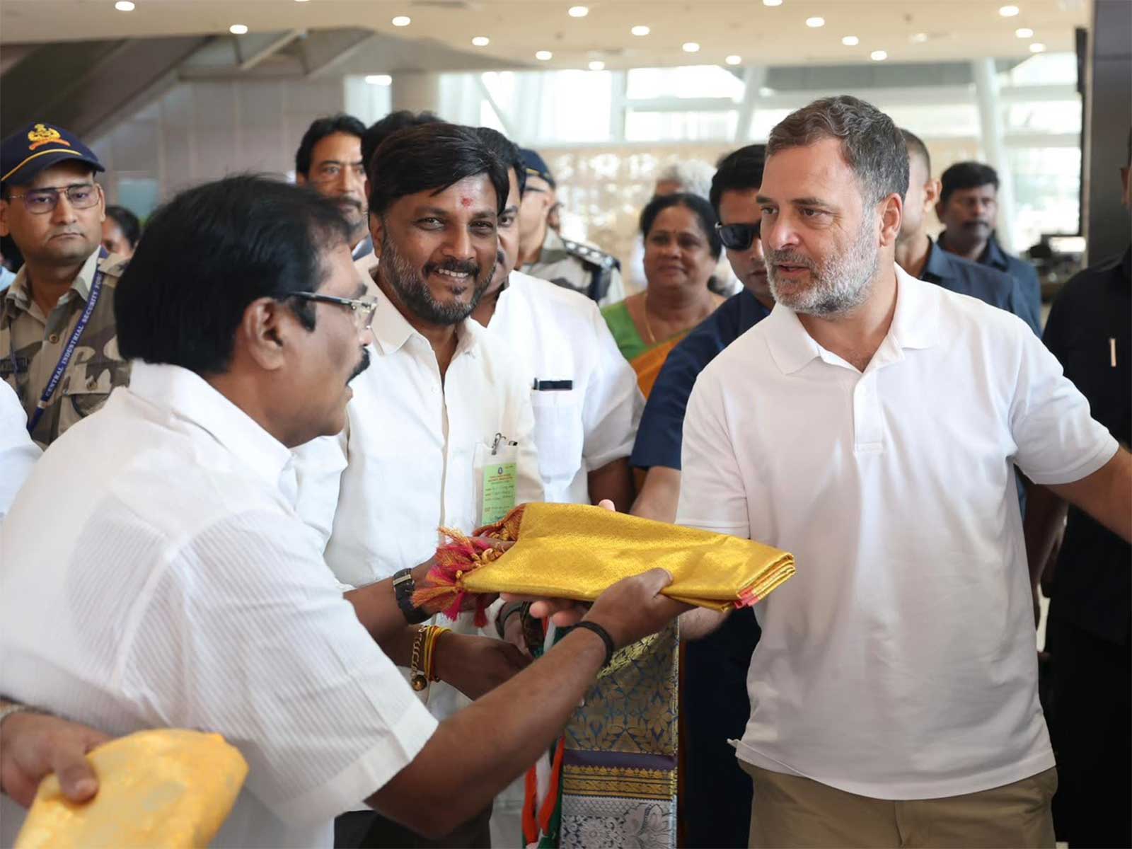 Rahul Gandhi at Chennai Airport (Photo: @INCIndia/X)